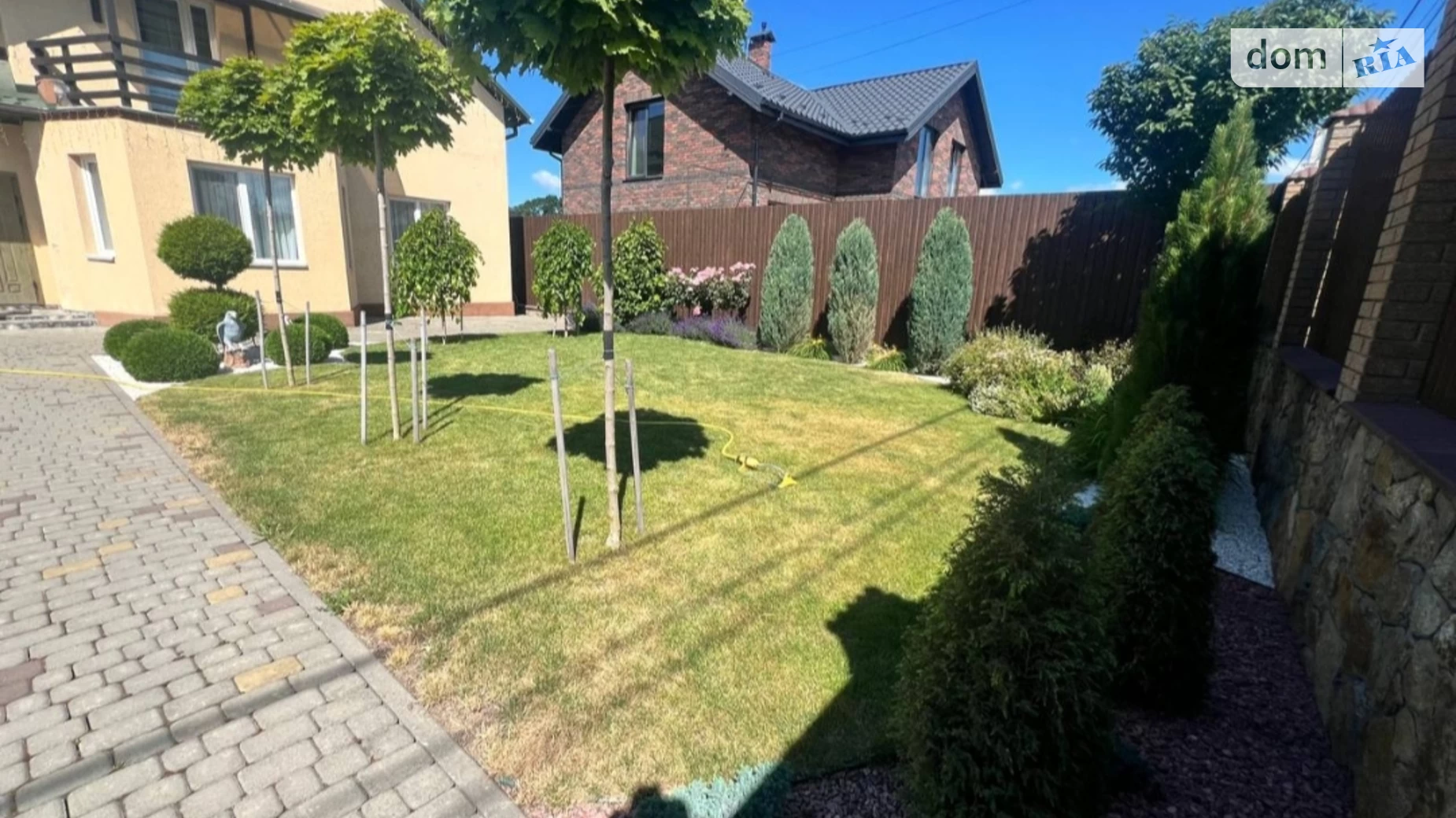 Продается дом на 2 этажа 193 кв. м с гаражом, цена: 330000 $ - фото 3