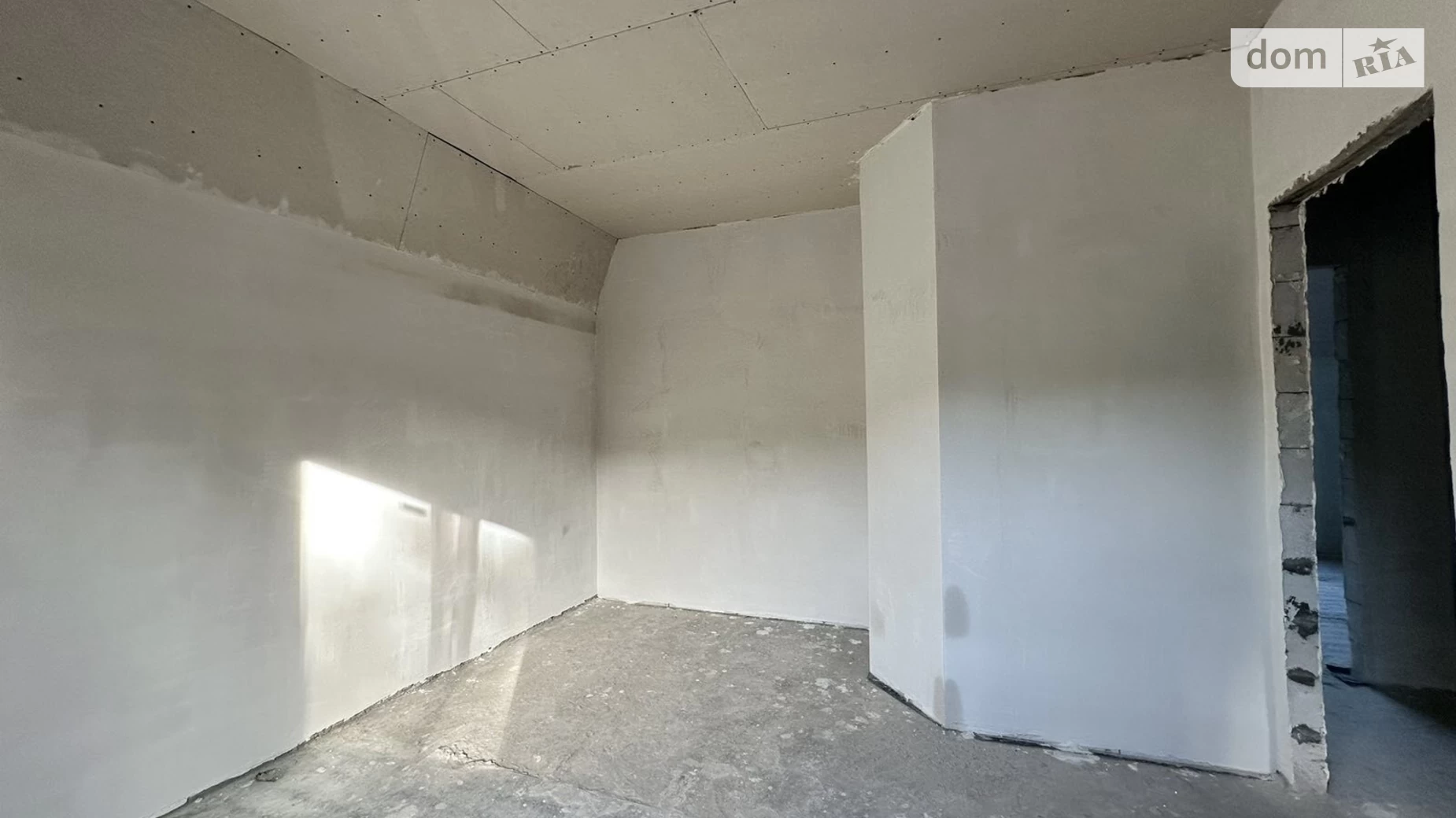 Продается дом на 2 этажа 130 кв. м с балконом, цена: 79999 $ - фото 4