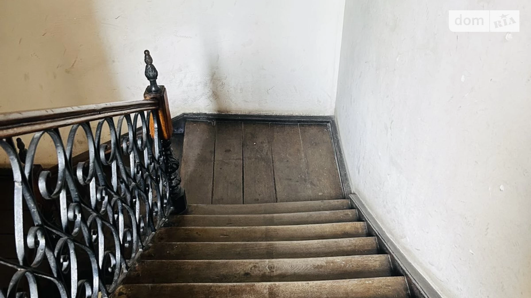 Продается офис 111.6 кв. м в бизнес-центре, цена: 250000 € - фото 4
