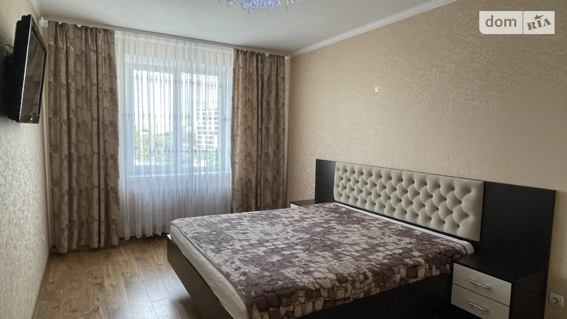 Продается 3-комнатная квартира 97 кв. м в Виннице, ул. Зодчих, 1А - фото 2