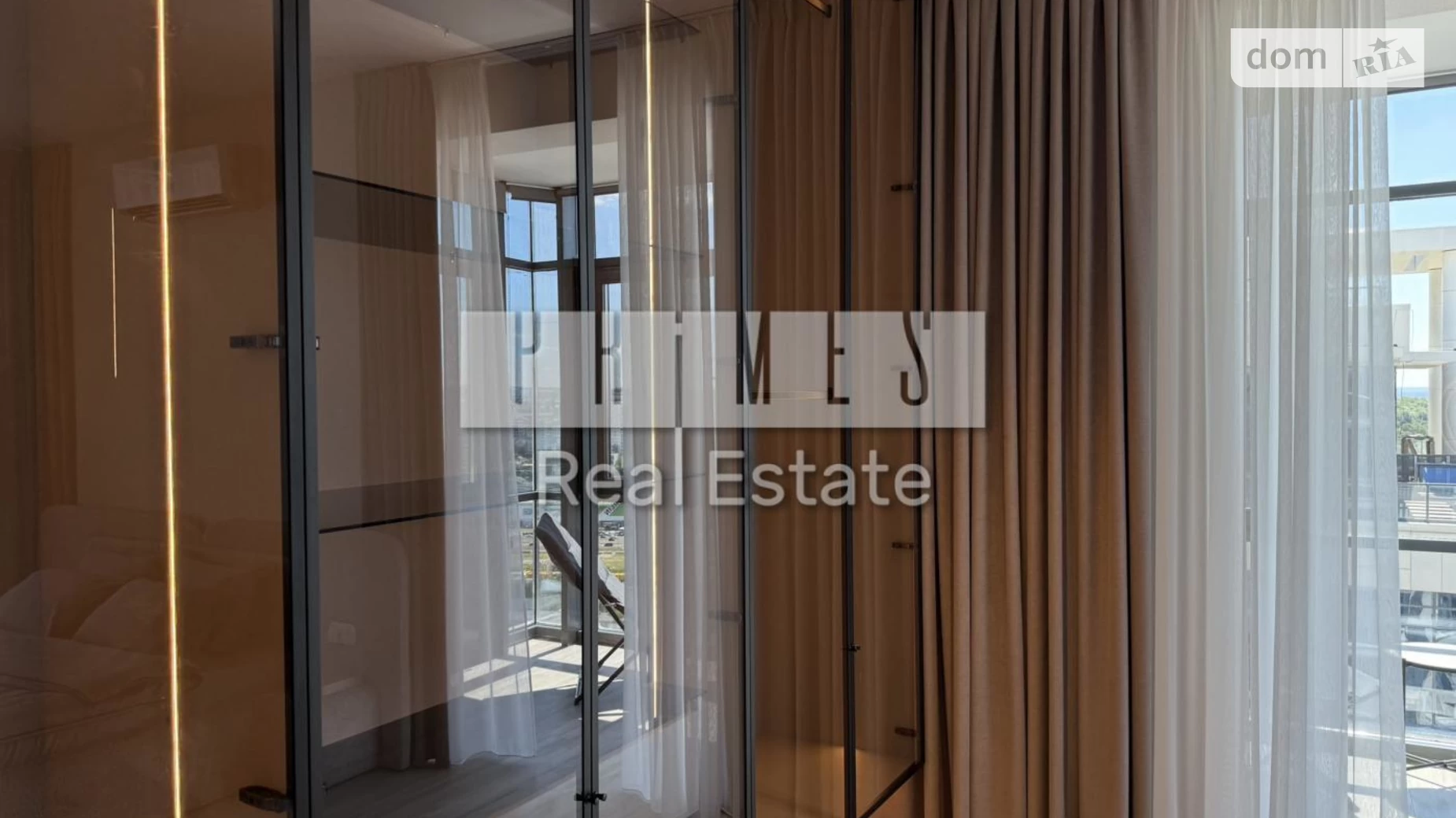 Продается 2-комнатная квартира 82 кв. м в Киеве, ул. Андрея Верхогляда(Драгомирова), 19А - фото 2