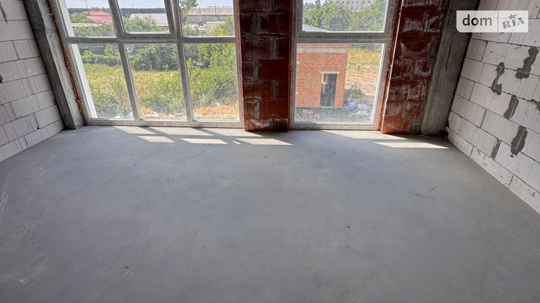 Продается 1-комнатная квартира 30 кв. м в Буче, ул. Гостомельская, 73 - фото 2