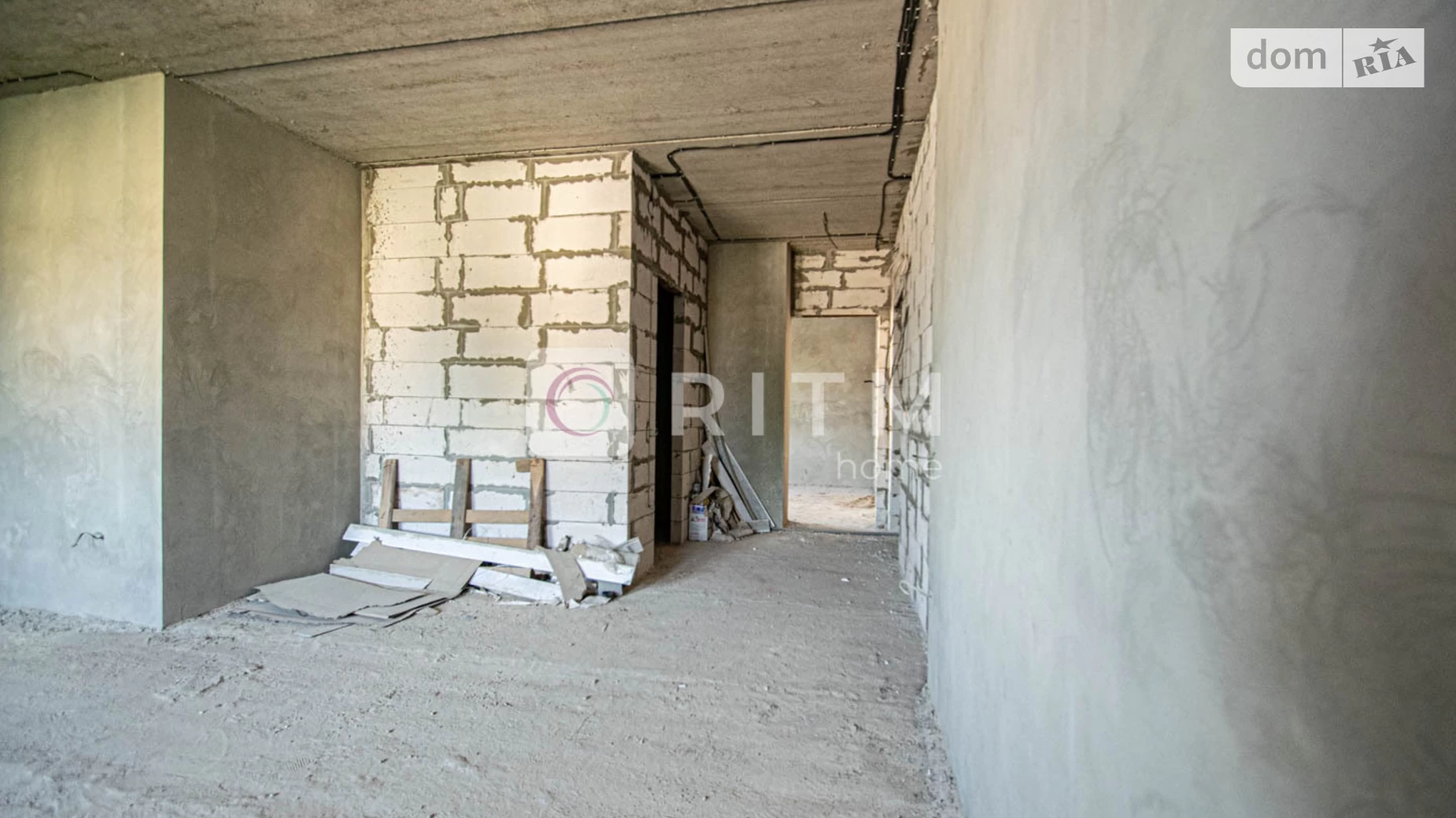 1-комнатная квартира 57 кв. м в Тернополе, ул. Лозовецкая, 9А - фото 2