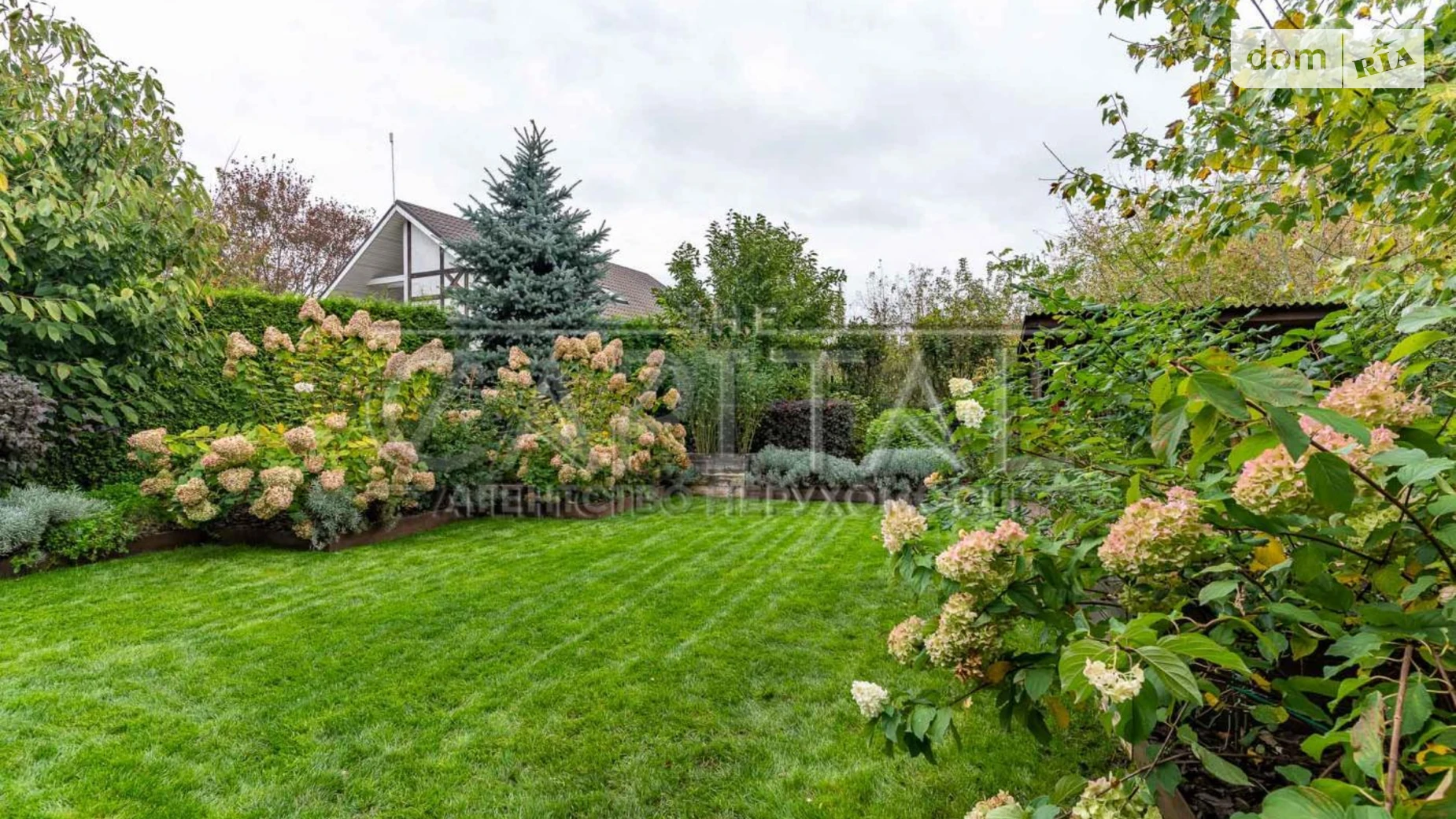 Продается дом на 2 этажа 155.3 кв. м с камином, цена: 220000 $ - фото 3