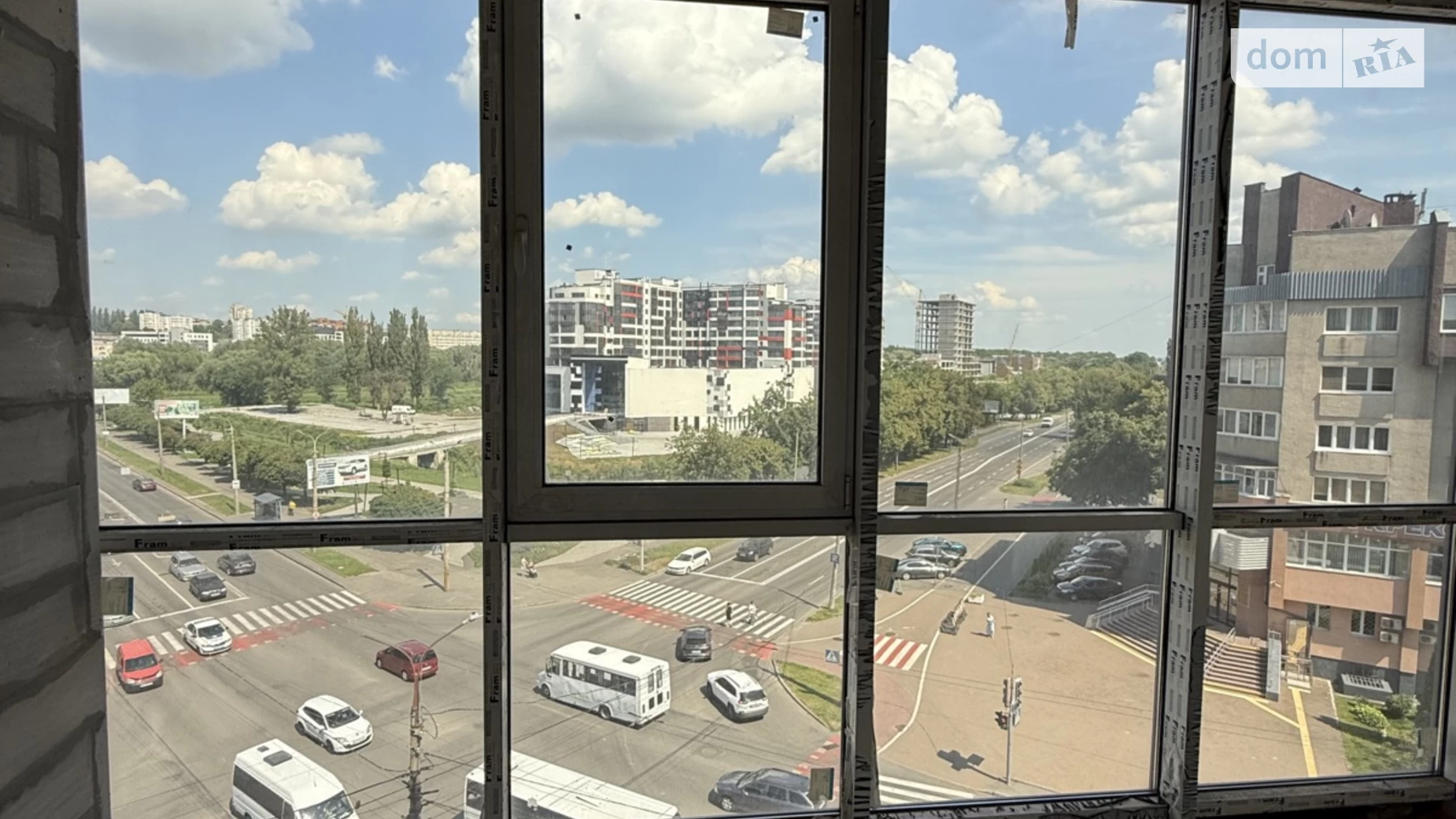 Продается 3-комнатная квартира 105 кв. м в Хмельницком, ул. Прибугская, 12/1 - фото 2