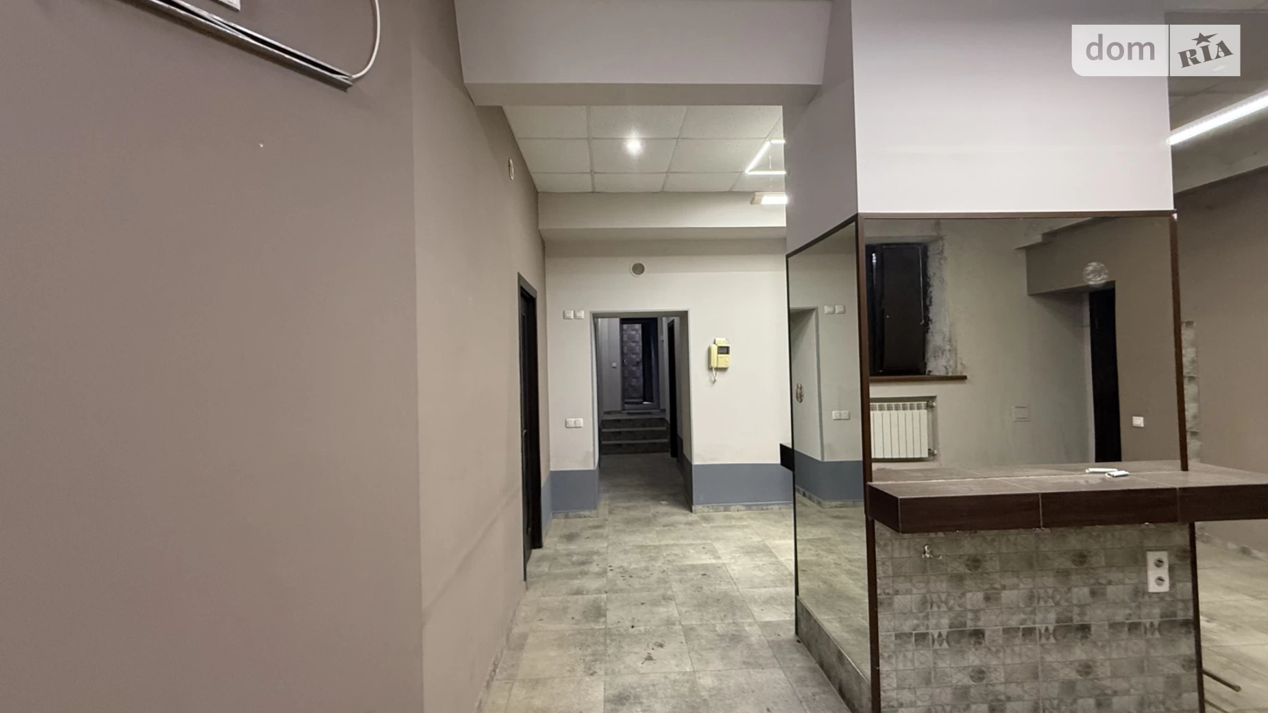 Продається об'єкт сфери послуг 100 кв. м в 5-поверховій будівлі, цена: 90000 $ - фото 5