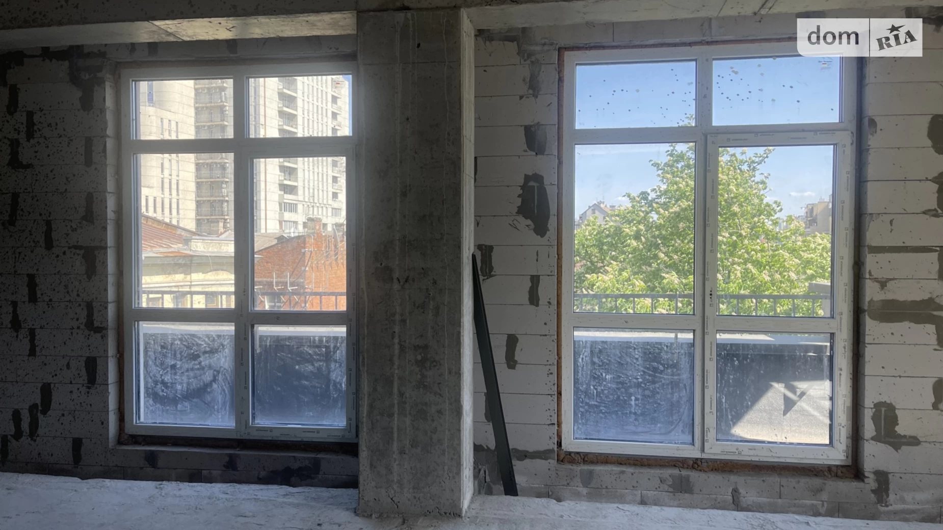 Продается 1-комнатная квартира 78.2 кв. м в Днепре, ул. Староказацкая(Комсомольская), 50Б корпус 1 - фото 2