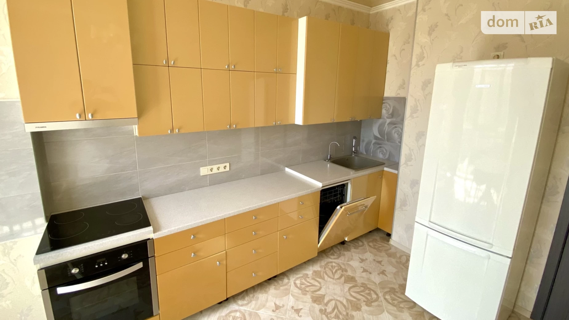 Продается 2-комнатная квартира 64.8 кв. м в Лиманке, ул. Жемчужная, 3 - фото 2