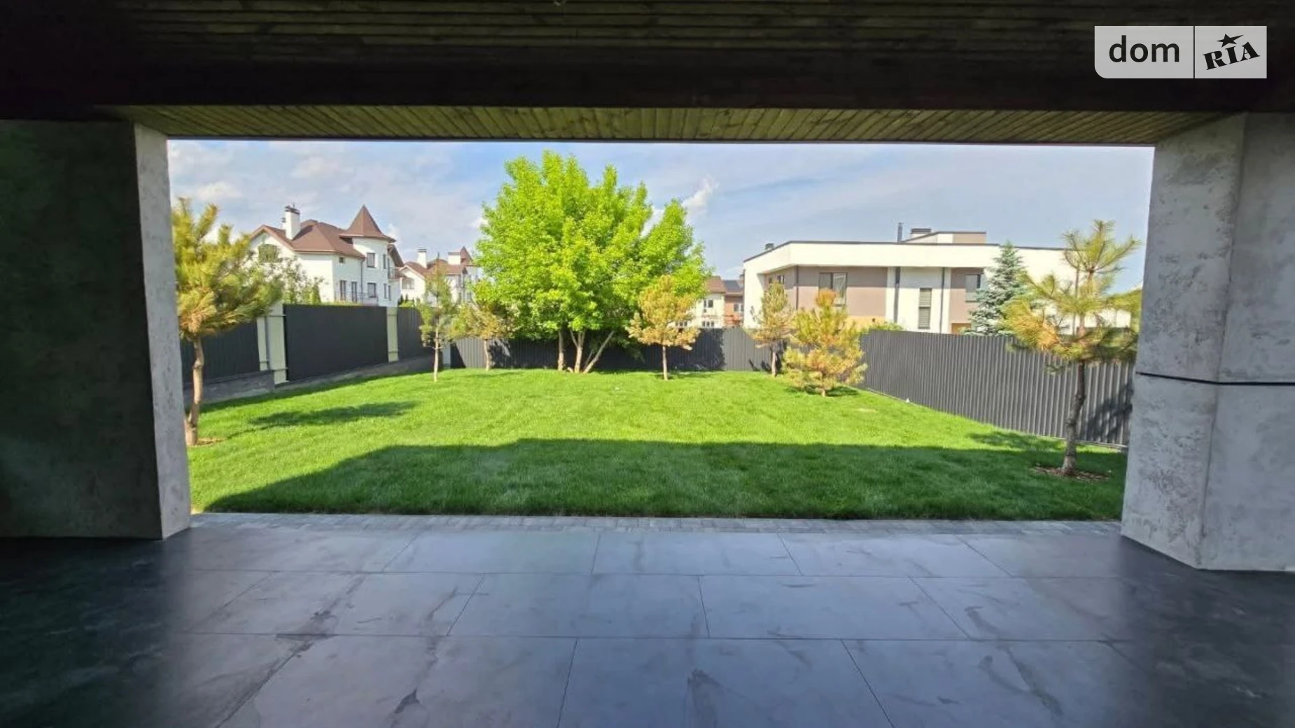 Продается дом на 2 этажа 240 кв. м с беседкой, цена: 300000 $ - фото 4