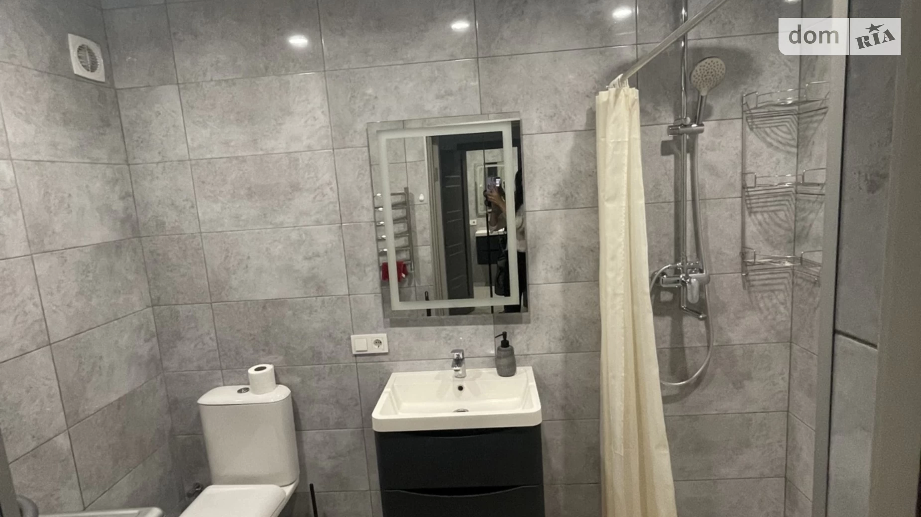 Сдается в аренду 2-комнатная квартира 72 кв. м в Харькове, ул. Рогатинская Левада, 18 - фото 3