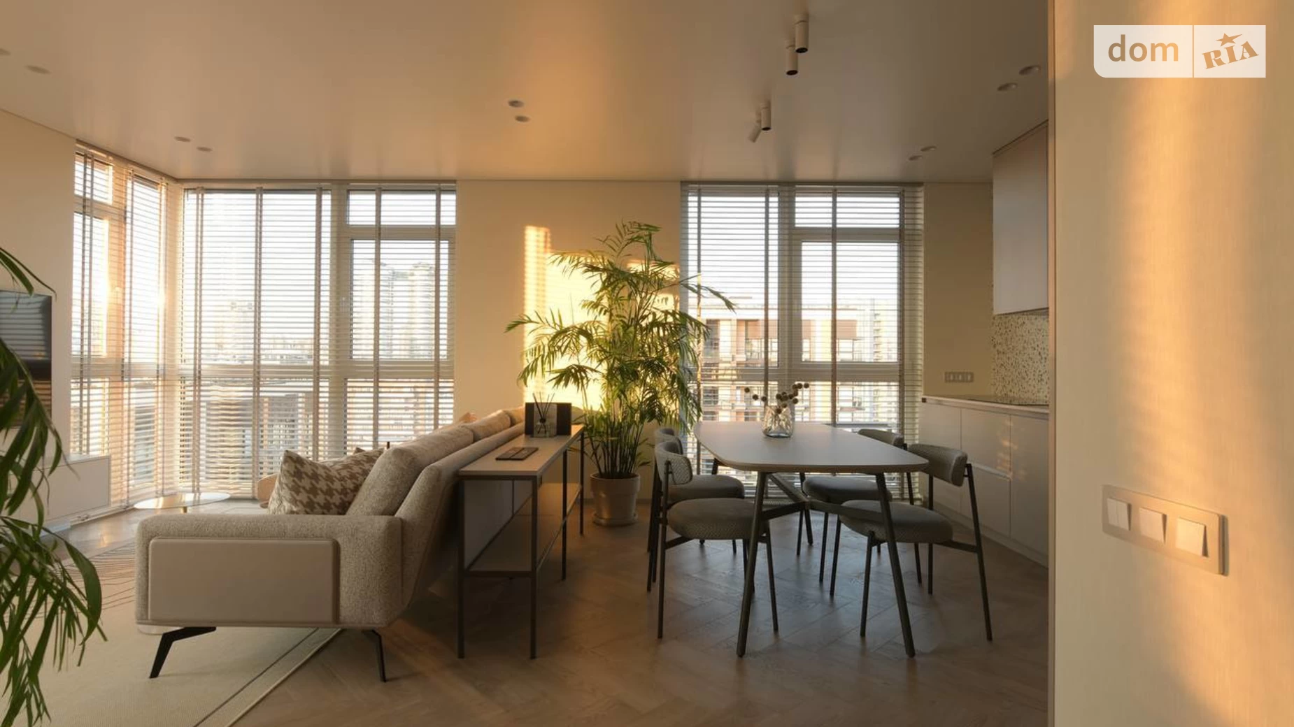 Продається 2-кімнатна квартира 62.8 кв. м у Києві, вул. Предславинська, 42 - фото 4