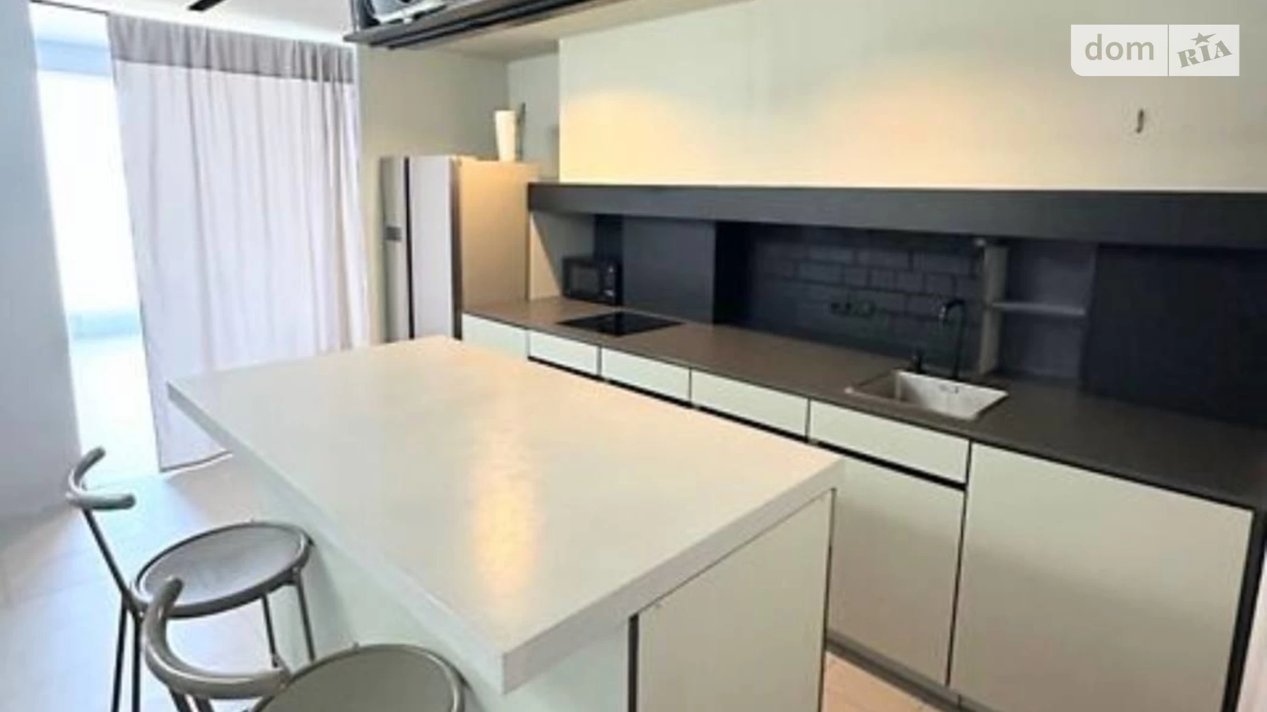 Продается 1-комнатная квартира 72.8 кв. м в Днепре, ул. Мандрыковская - фото 4