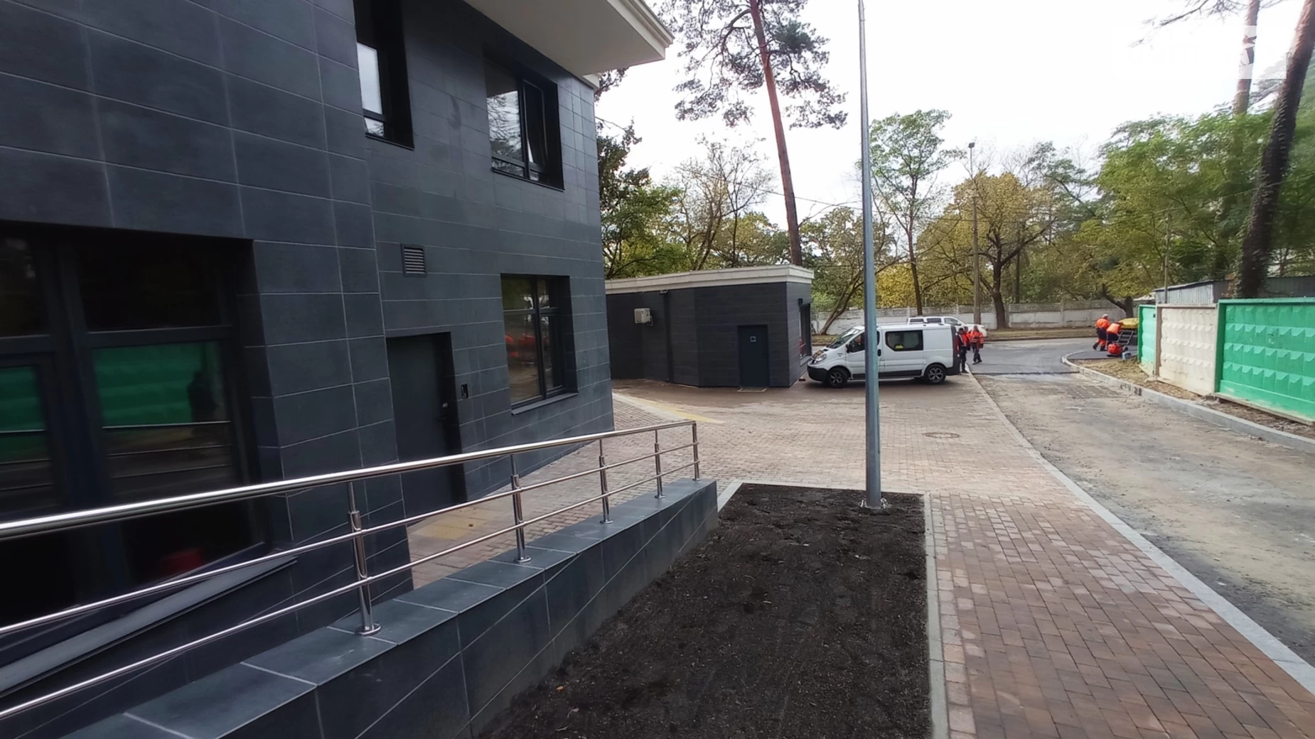 Продається 2-кімнатна квартира 78.9 кв. м у Києві, вул. Живописна, 7 - фото 4