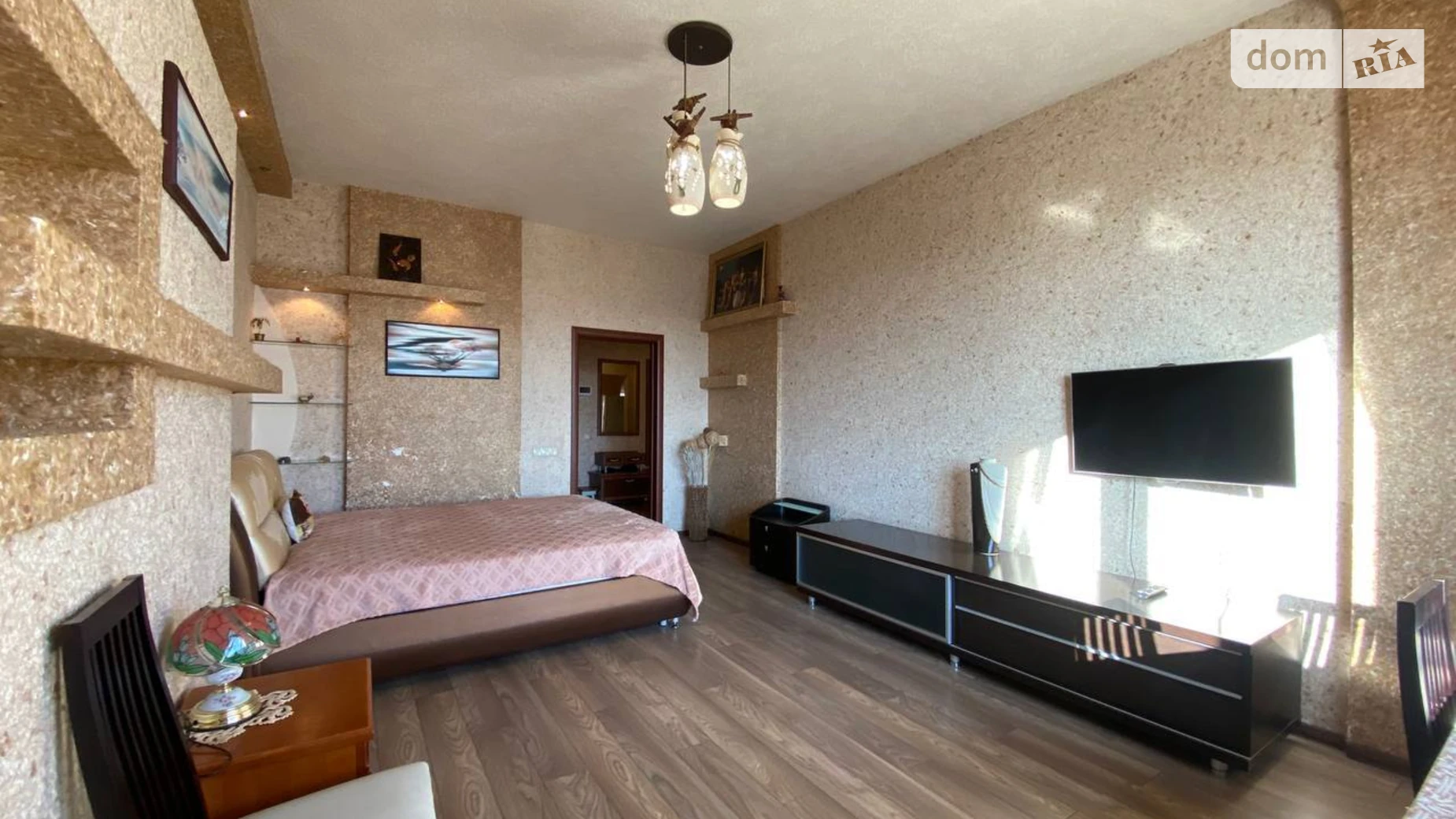 Продается 1-комнатная квартира 59 кв. м в Киеве, просп. Владимира Ивасюка, 6 корпус 6 - фото 3