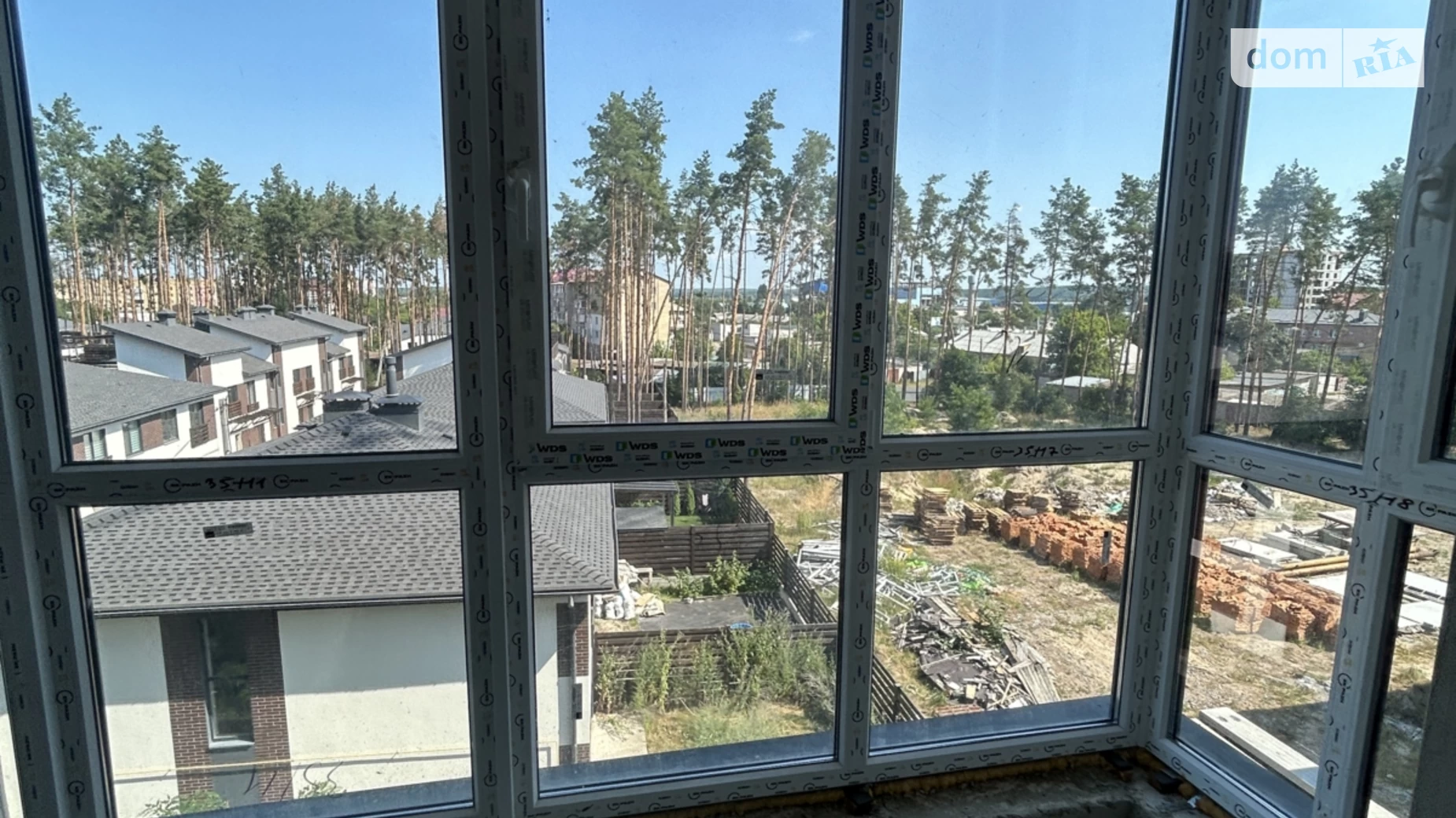 Продается 2-комнатная квартира 56 кв. м в Гостомеле, ул. Соборная, 1 - фото 2