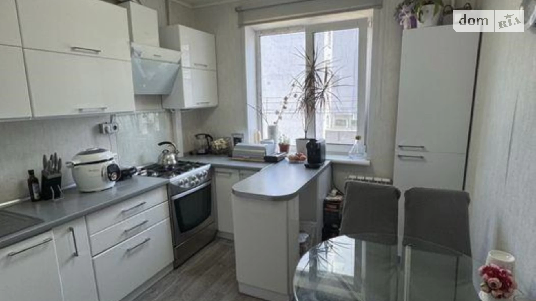 Продается 2-комнатная квартира 51.4 кв. м в Киеве, просп. Романа Шухевича(Генерала Ватутина), 10 - фото 2