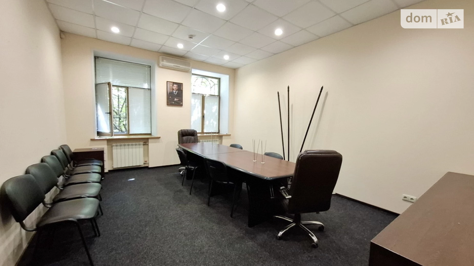Сдается в аренду офис 70 кв. м в бизнес-центре, цена: 800 $ - фото 3