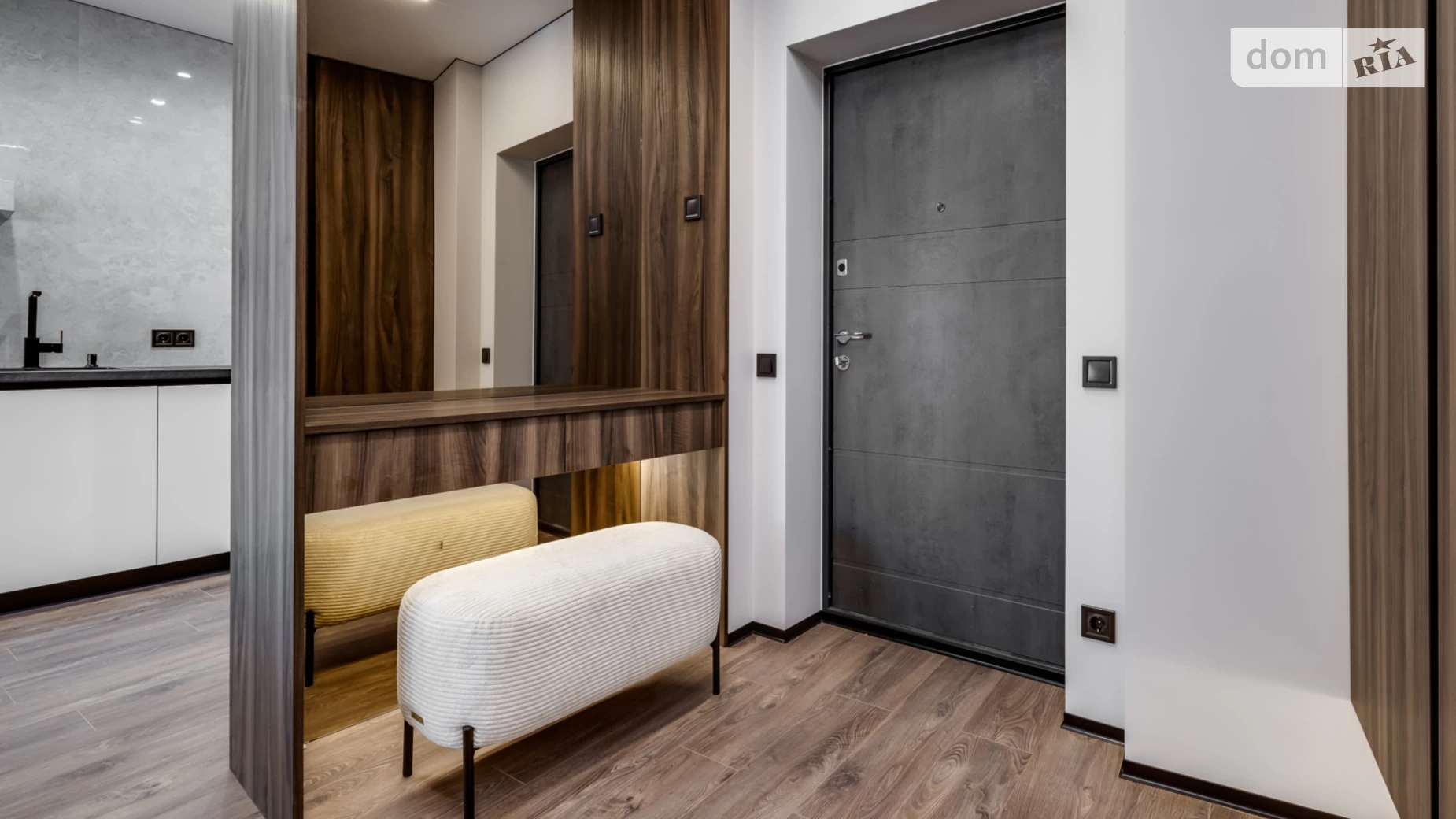 Продается 2-комнатная квартира 84 кв. м в Львове, ул. Замарстиновская, 170Б - фото 3