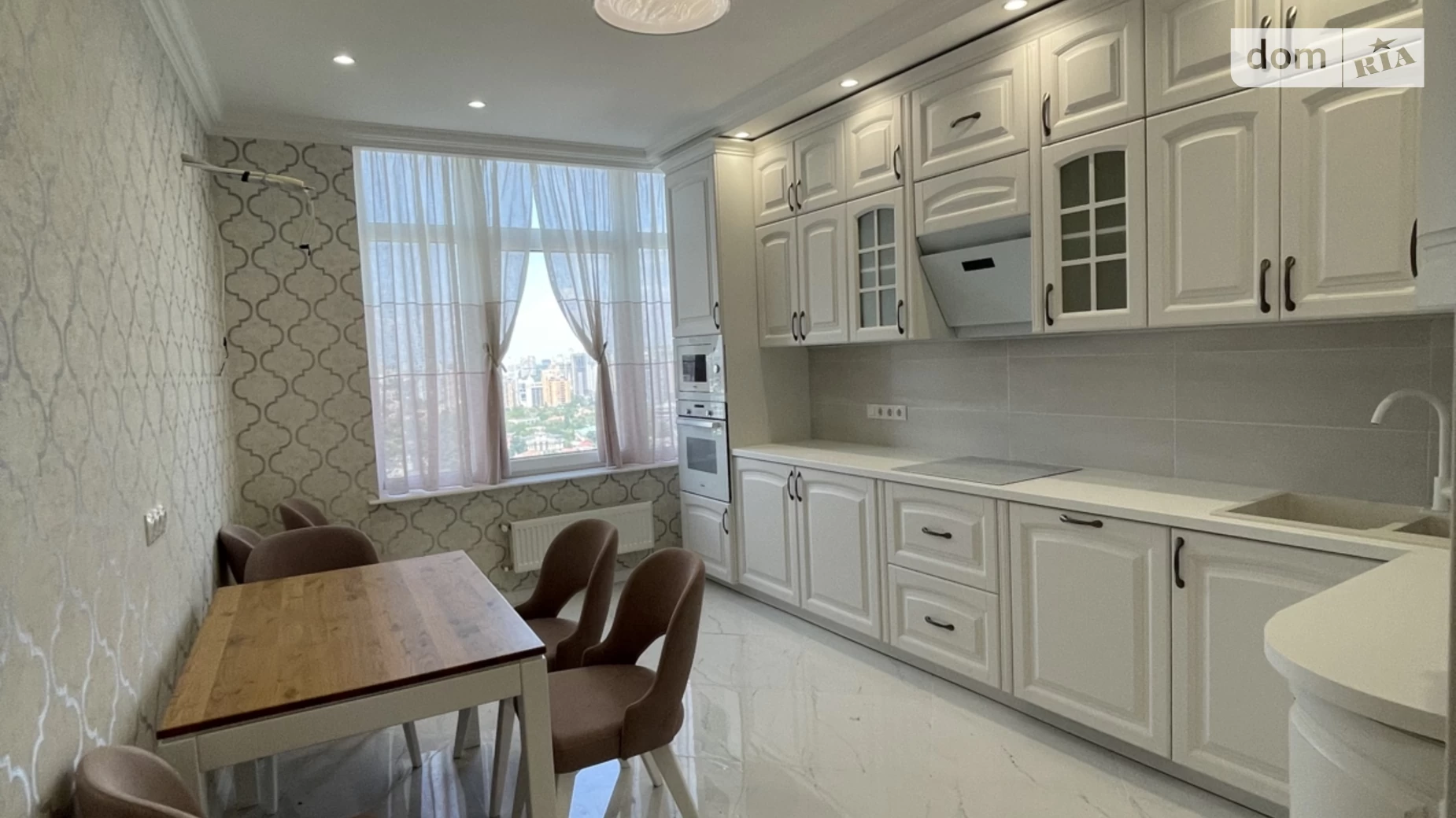 Продается 3-комнатная квартира 105 кв. м в Одессе, ул. Валерия Самофалова, 16А/1 - фото 2