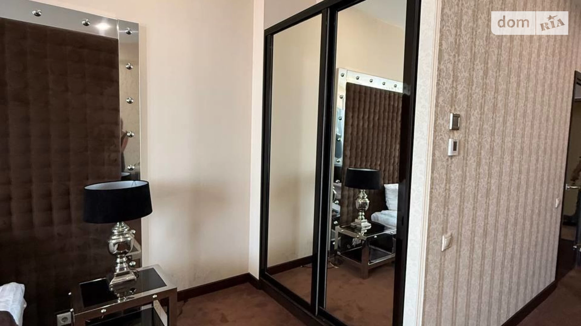 Продается 1-комнатная квартира 40 кв. м в Одессе, ул. Бернардацци, 2А корпус 2 - фото 3