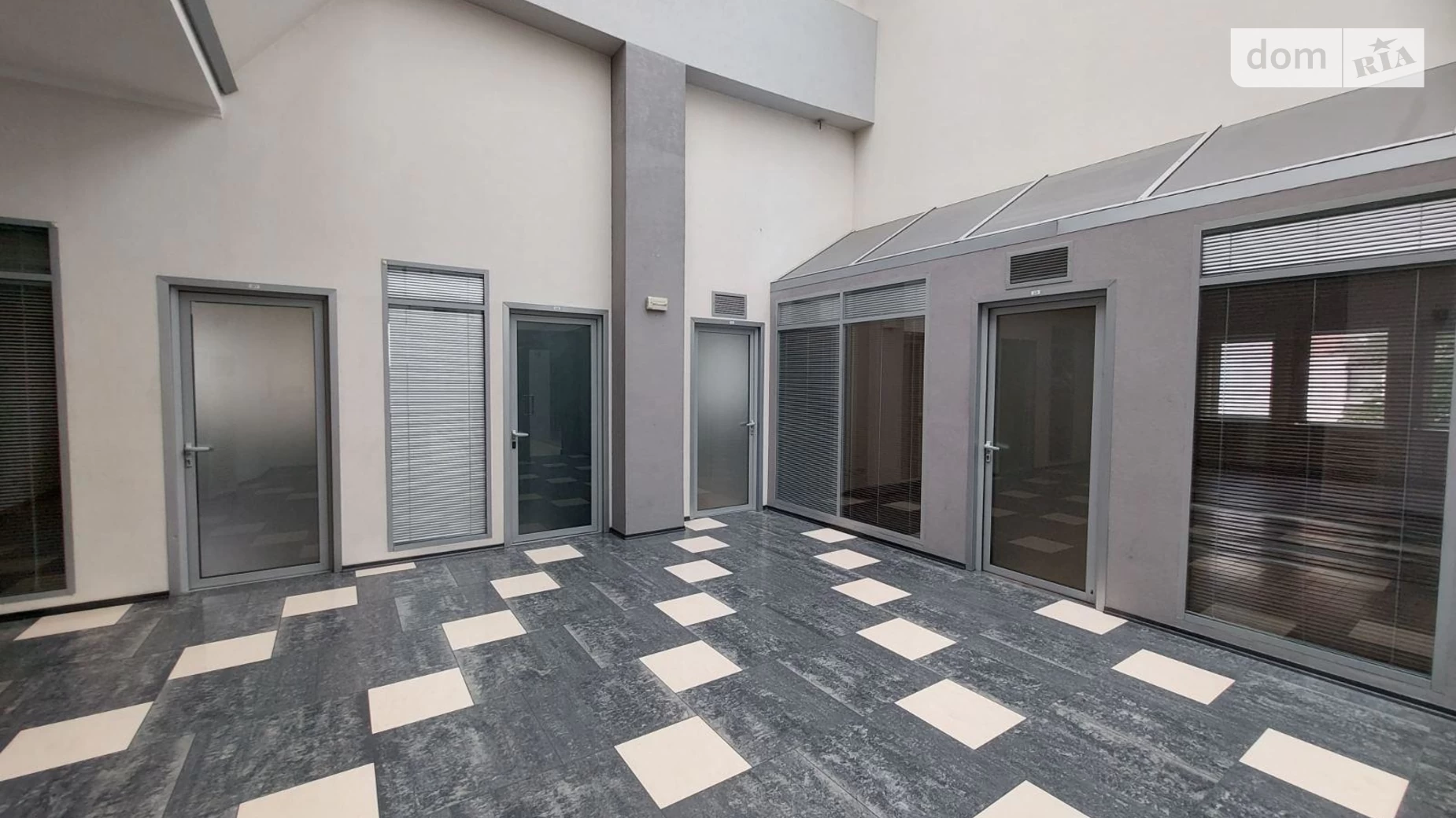 Сдается в аренду офис 1190 кв. м в бизнес-центре, цена: 11000 $ - фото 4