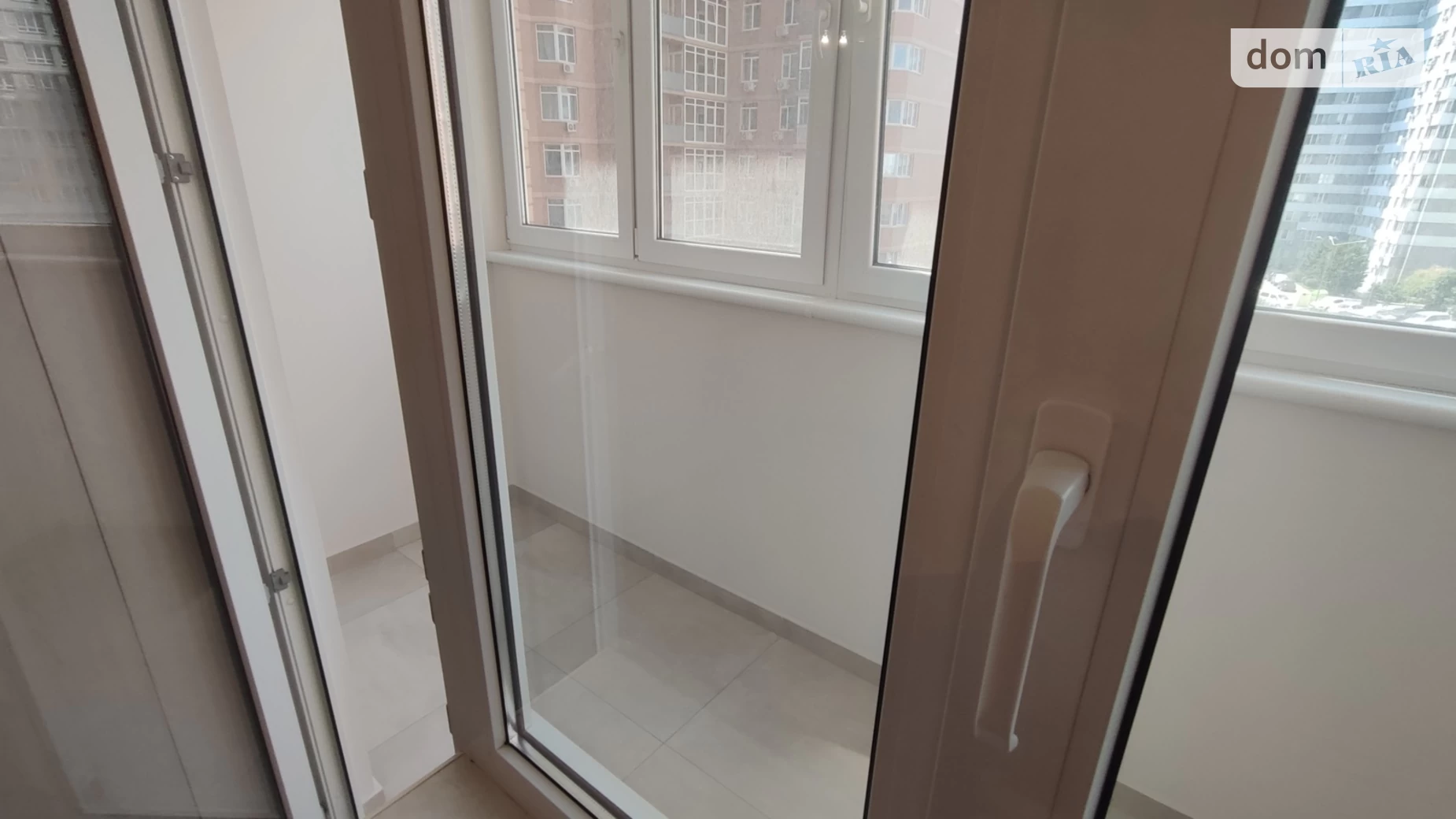 Продається 3-кімнатна квартира 101.2 кв. м у Одесі, вул. Люстдорфська дорога - фото 3