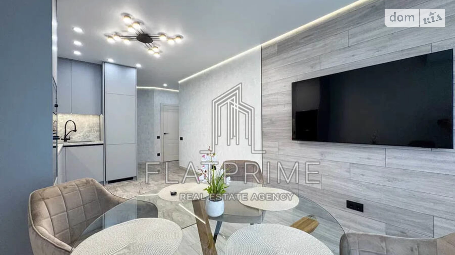 Продается 1-комнатная квартира 55 кв. м в Киеве, наб. Днепровская, 15К - фото 2