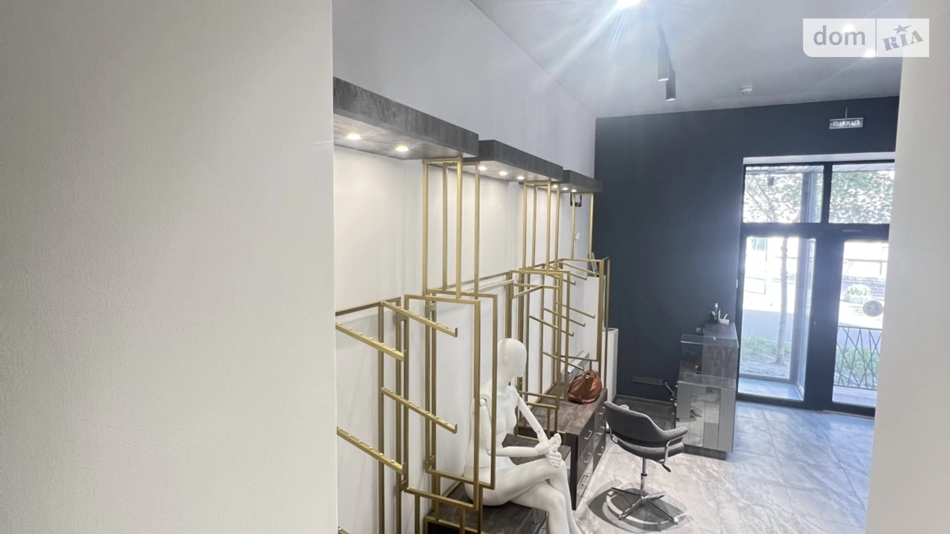 Продается помещения свободного назначения 42.9 кв. м в 3-этажном здании, цена: 62000 $ - фото 5