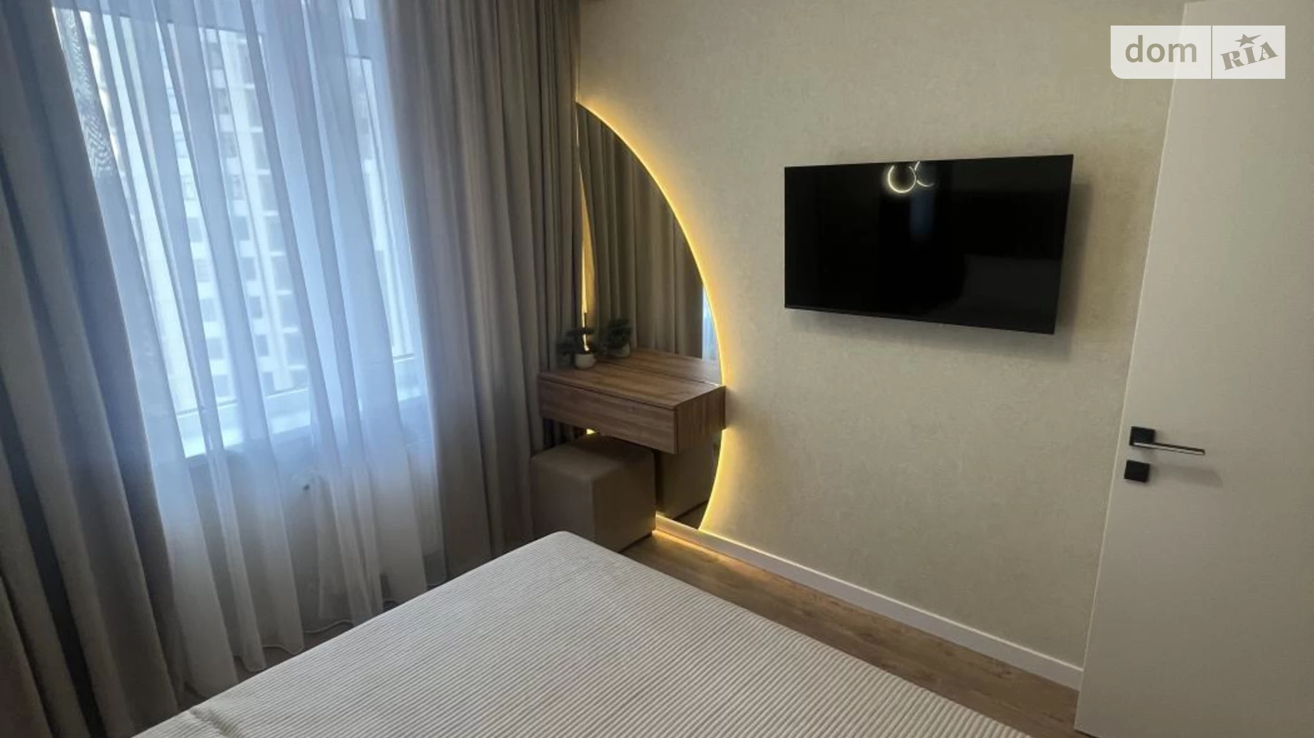 Продается 1-комнатная квартира 42 кв. м в Одессе, ул. Краснова, 1В - фото 3