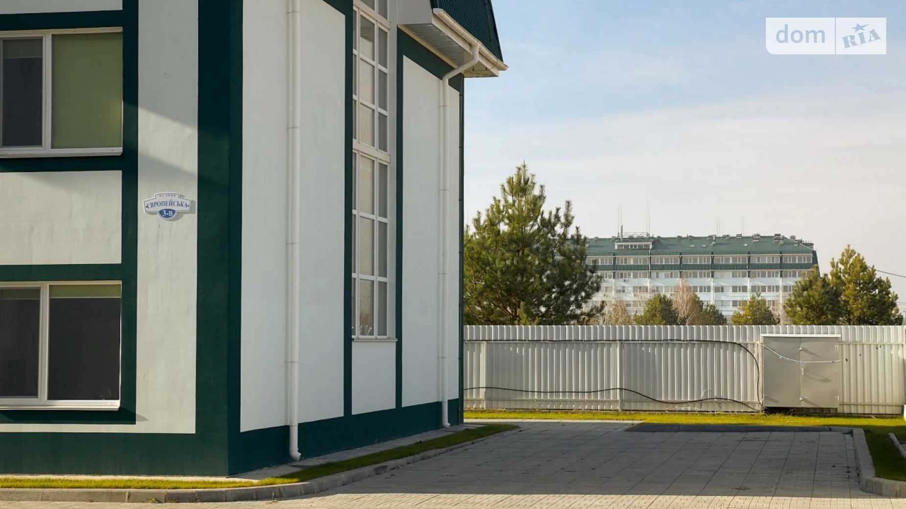 Продается дом на 3 этажа 293.1 кв. м с камином, цена: 230000 $ - фото 3