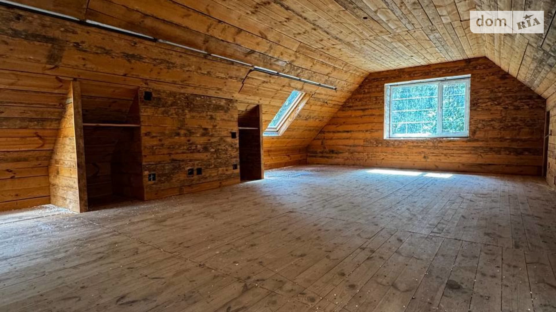 Продается дом на 3 этажа 642 кв. м с верандой, цена: 85000 $ - фото 5