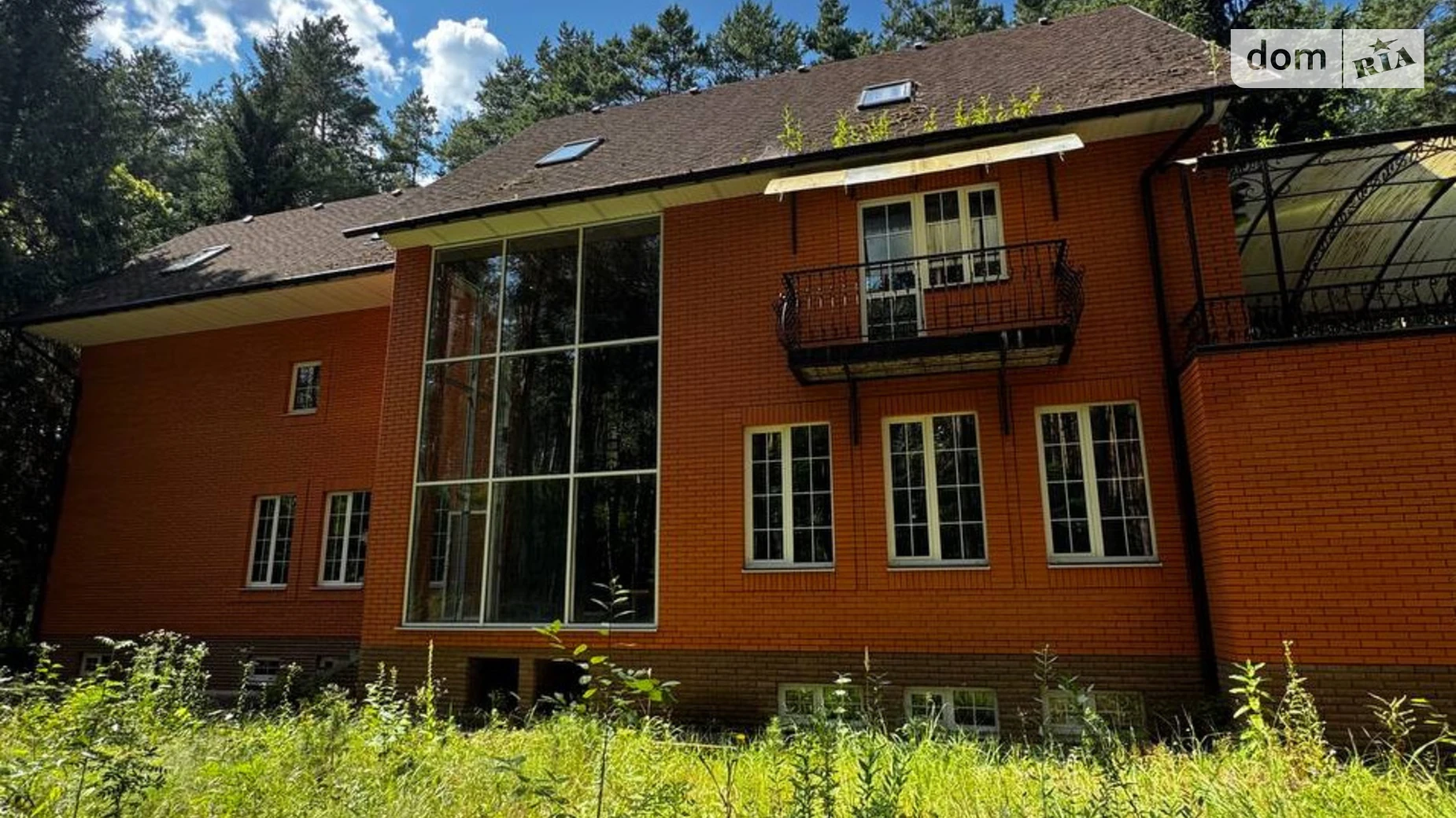 Продается дом на 3 этажа 642 кв. м с верандой, цена: 85000 $ - фото 2