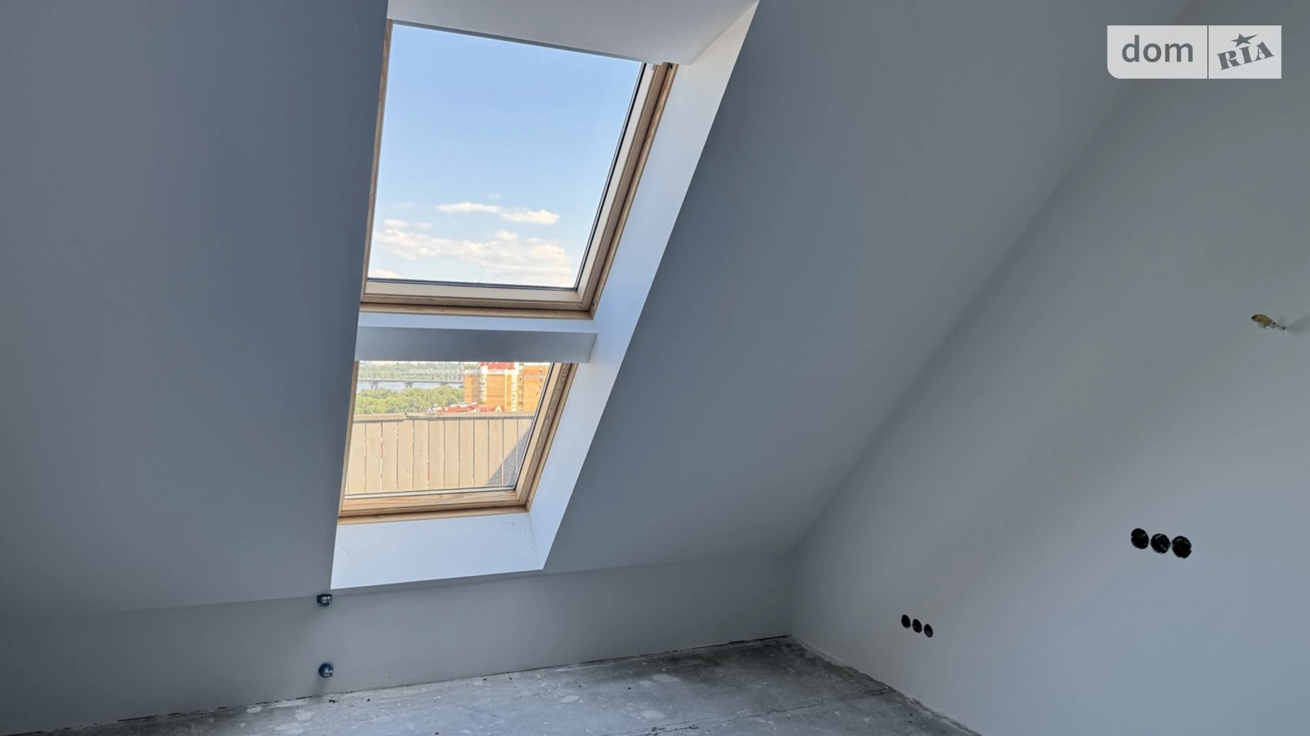 Продается 8-комнатная квартира 330 кв. м в Киеве, просп. Владимира Ивасюка, 10А корпус 1 - фото 3