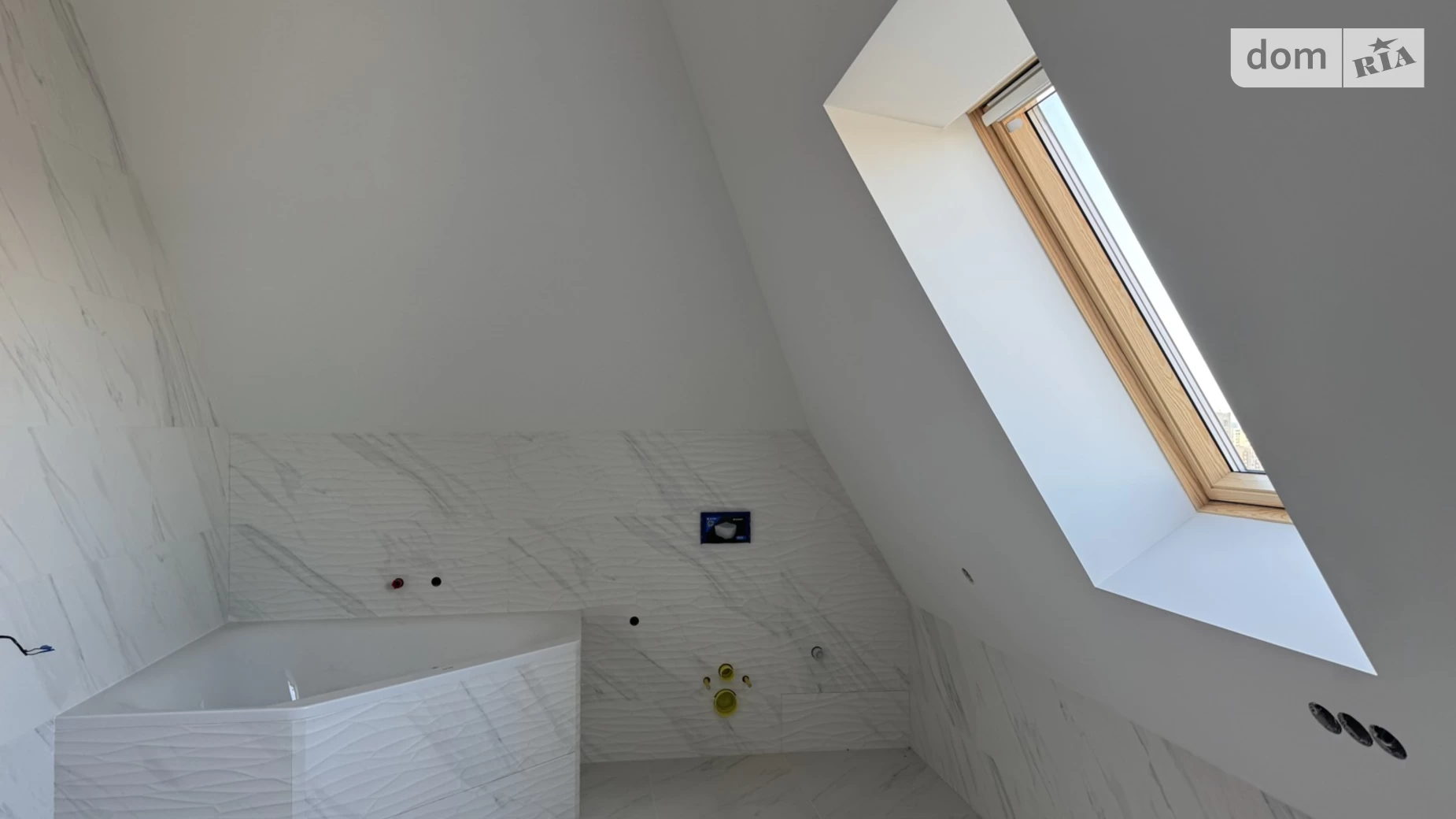 Продается 8-комнатная квартира 330 кв. м в Киеве, просп. Владимира Ивасюка, 10А корпус 1 - фото 4