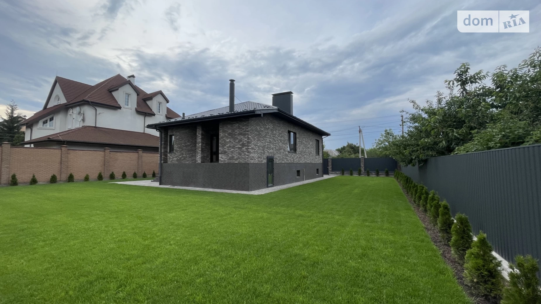 Продается одноэтажный дом 256 кв. м с мансардой, цена: 300000 $ - фото 3