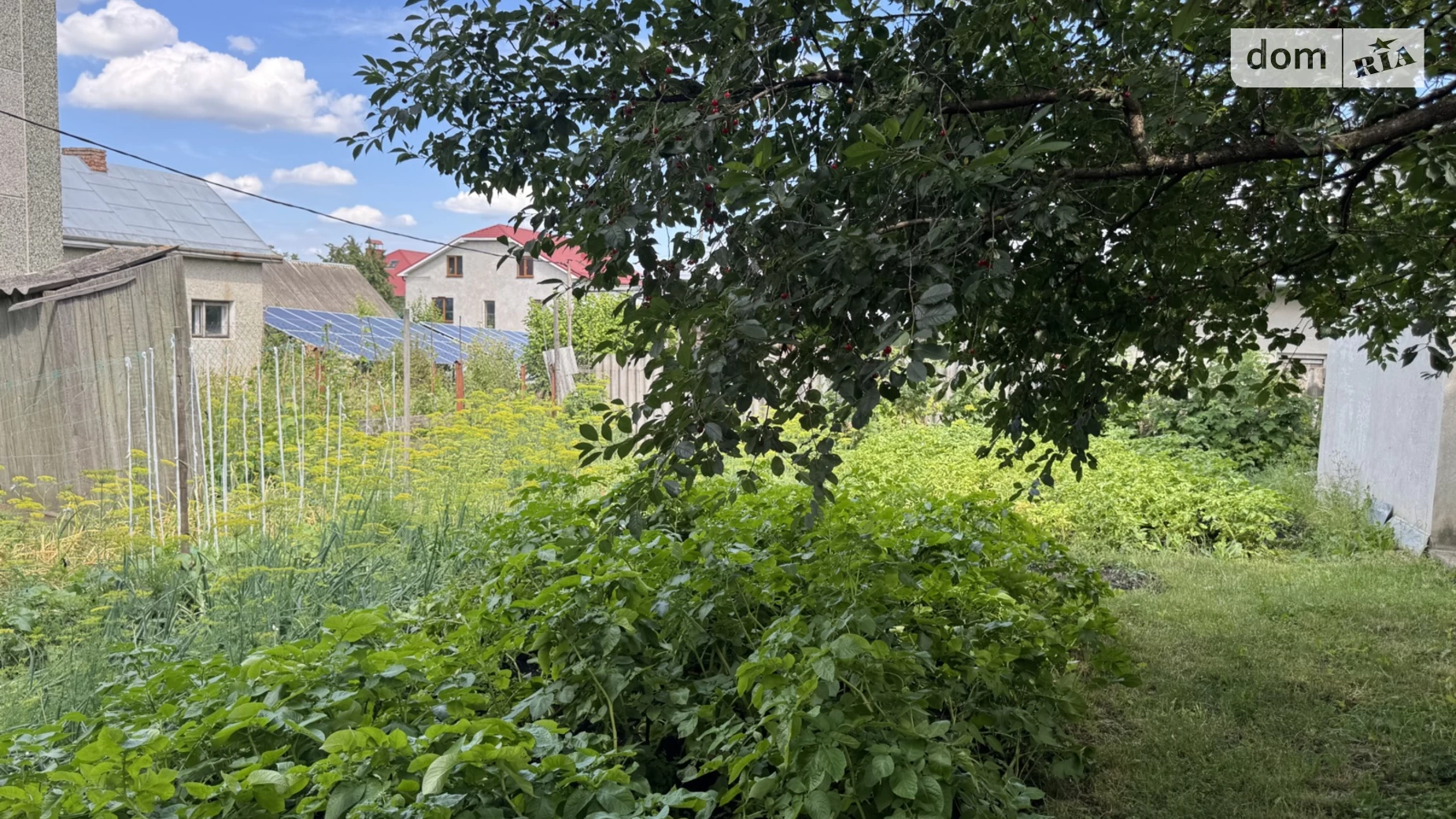 Продается дом на 3 этажа 185 кв. м с бассейном, цена: 40000 $ - фото 5