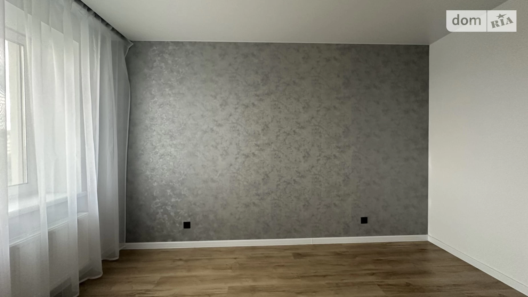 Продается 1-комнатная квартира 42 кв. м в Ивано-Франковске, ул. Волошина Августина, 2 - фото 3