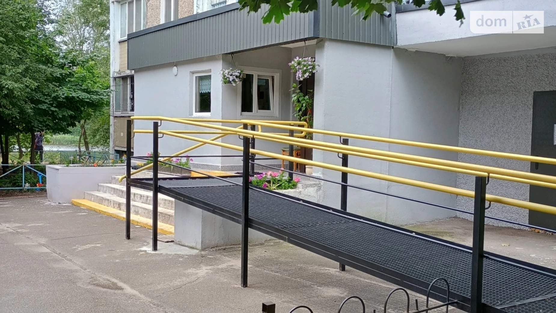 Продается 3-комнатная квартира 76 кв. м в Киеве, ул. Здолбуновская, 11Б - фото 3