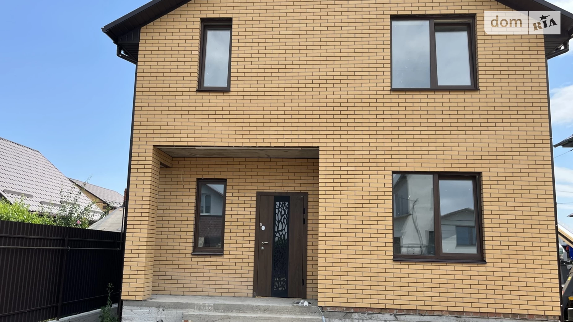 Продается дом на 2 этажа 125 кв. м с террасой, цена: 100000 $ - фото 2