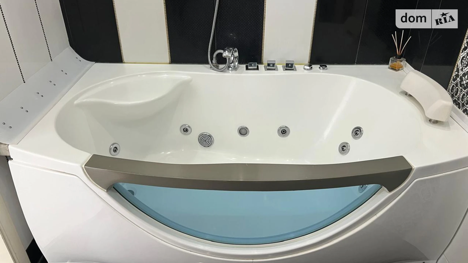 Сдается в аренду 1-комнатная квартира 51 кв. м в Ивано-Франковске, цена: 630 $ - фото 2