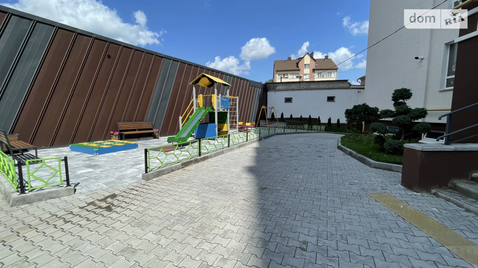 Продается 2-комнатная квартира 75 кв. м в Хмельницком, ул. Казацкая, 40 - фото 3