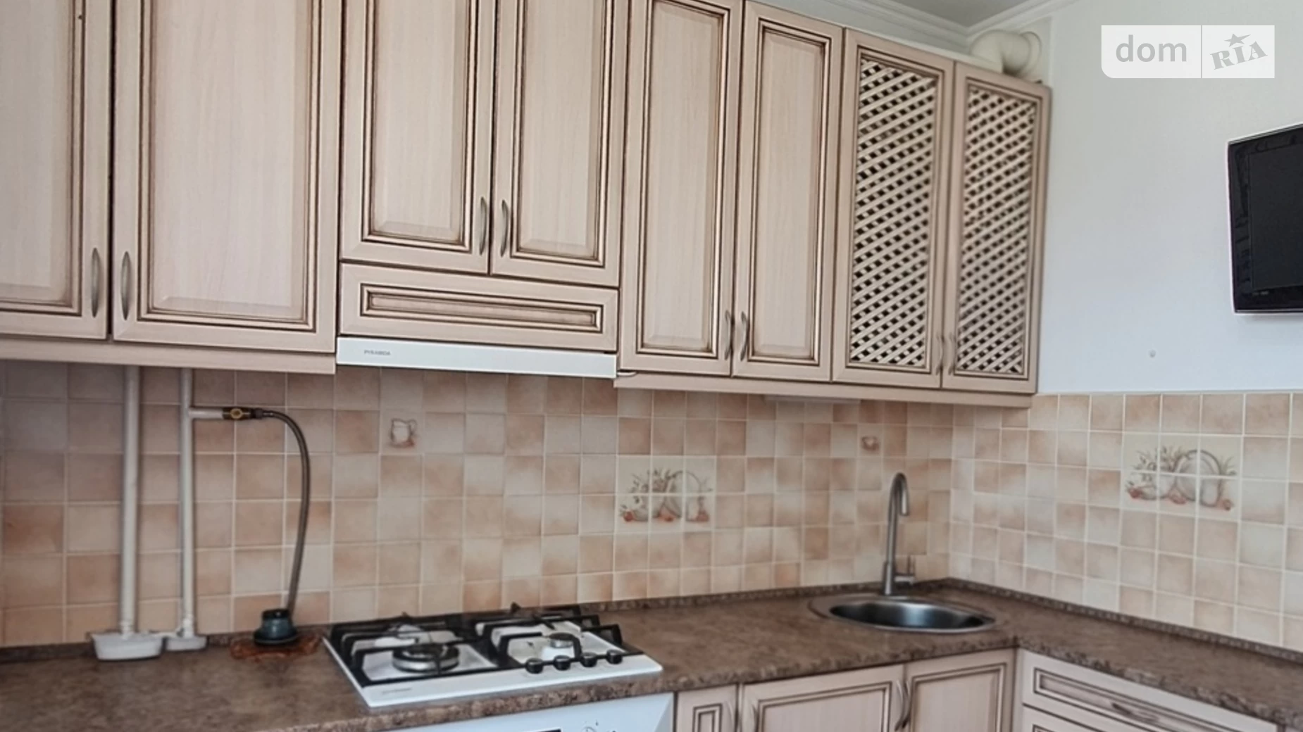 Продается 3-комнатная квартира 73 кв. м в Ивано-Франковске, ул. Билозира, 4 - фото 2