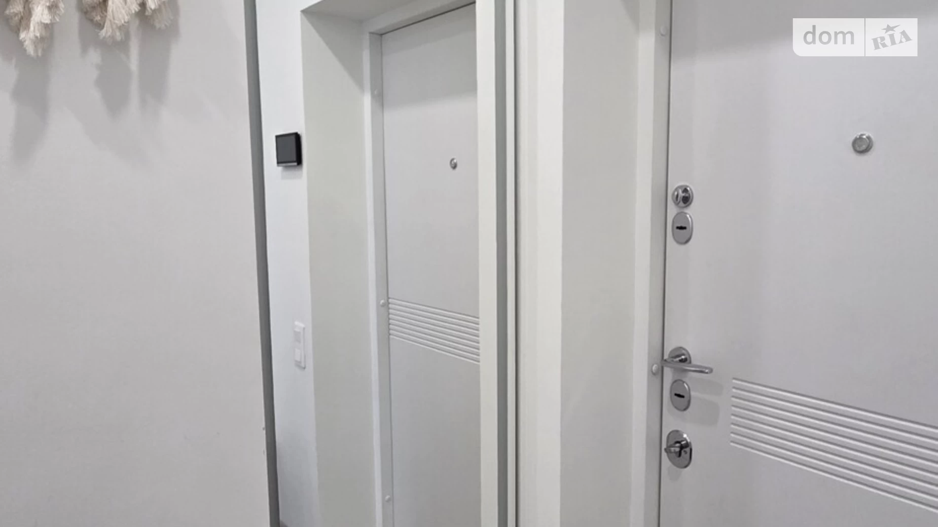 Продается 1-комнатная квартира 77 кв. м в Днепре, бул. Звездный, 1М - фото 4