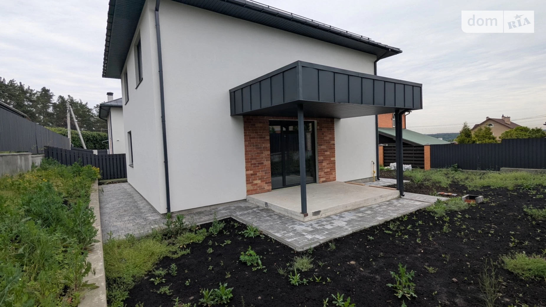 Продается дом на 2 этажа 135 кв. м с камином, цена: 165000 $ - фото 2