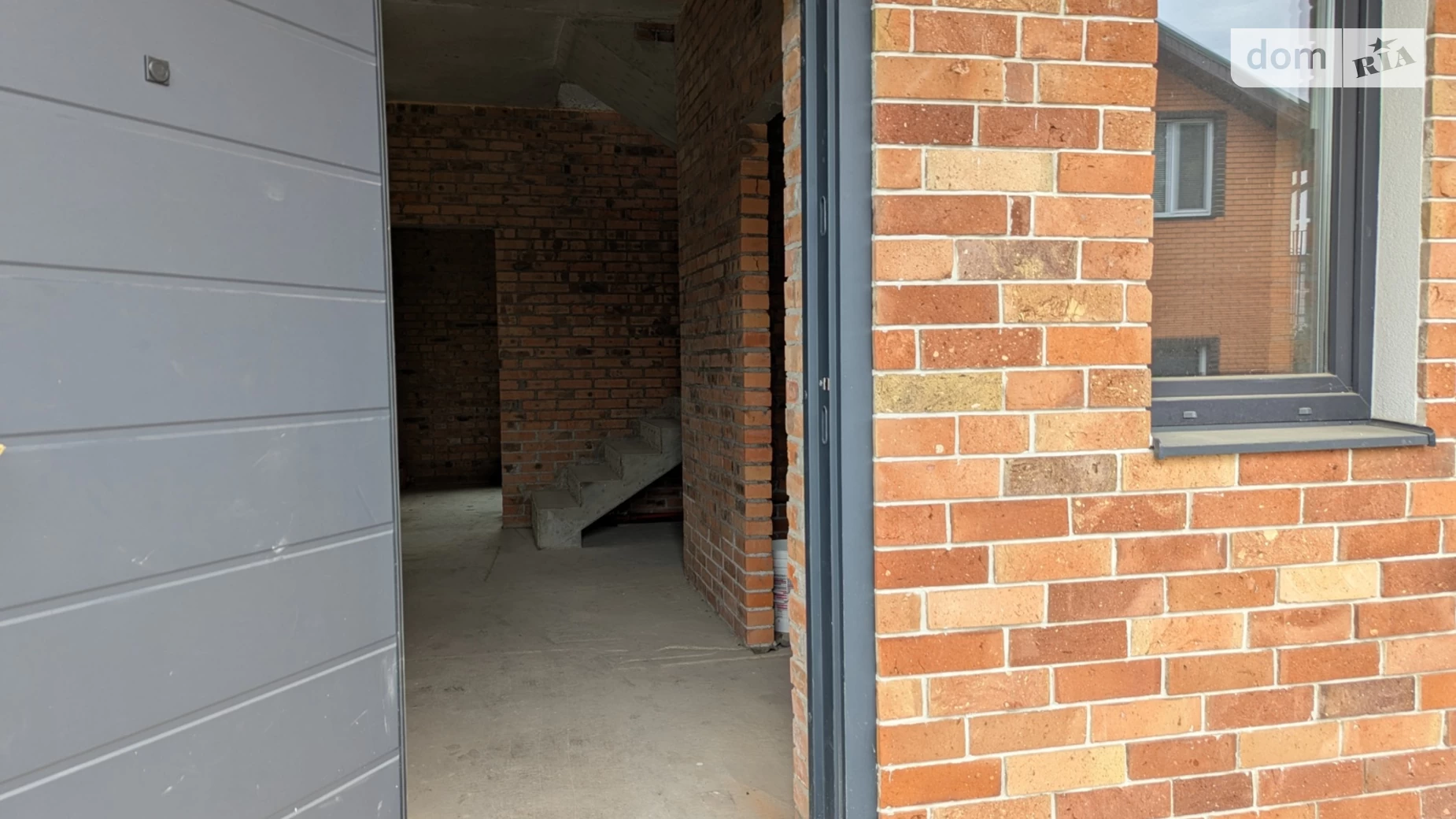 Продается дом на 2 этажа 135 кв. м с камином, цена: 165000 $ - фото 3