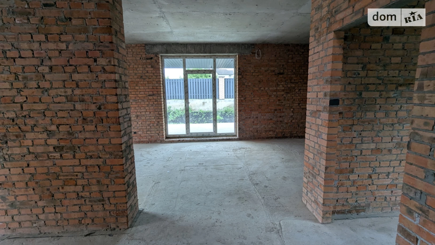 Продается дом на 2 этажа 135 кв. м с камином, цена: 165000 $ - фото 4