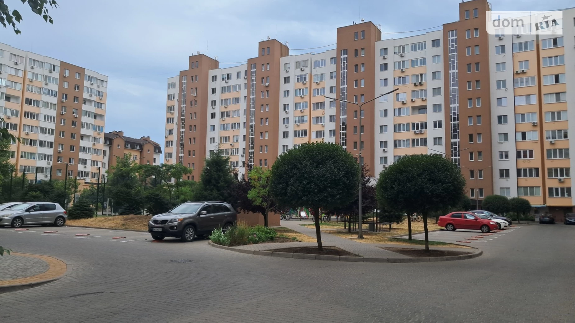 Продается 3-комнатная квартира 87 кв. м в Одессе, ул. Академика Сахарова, 9А - фото 2