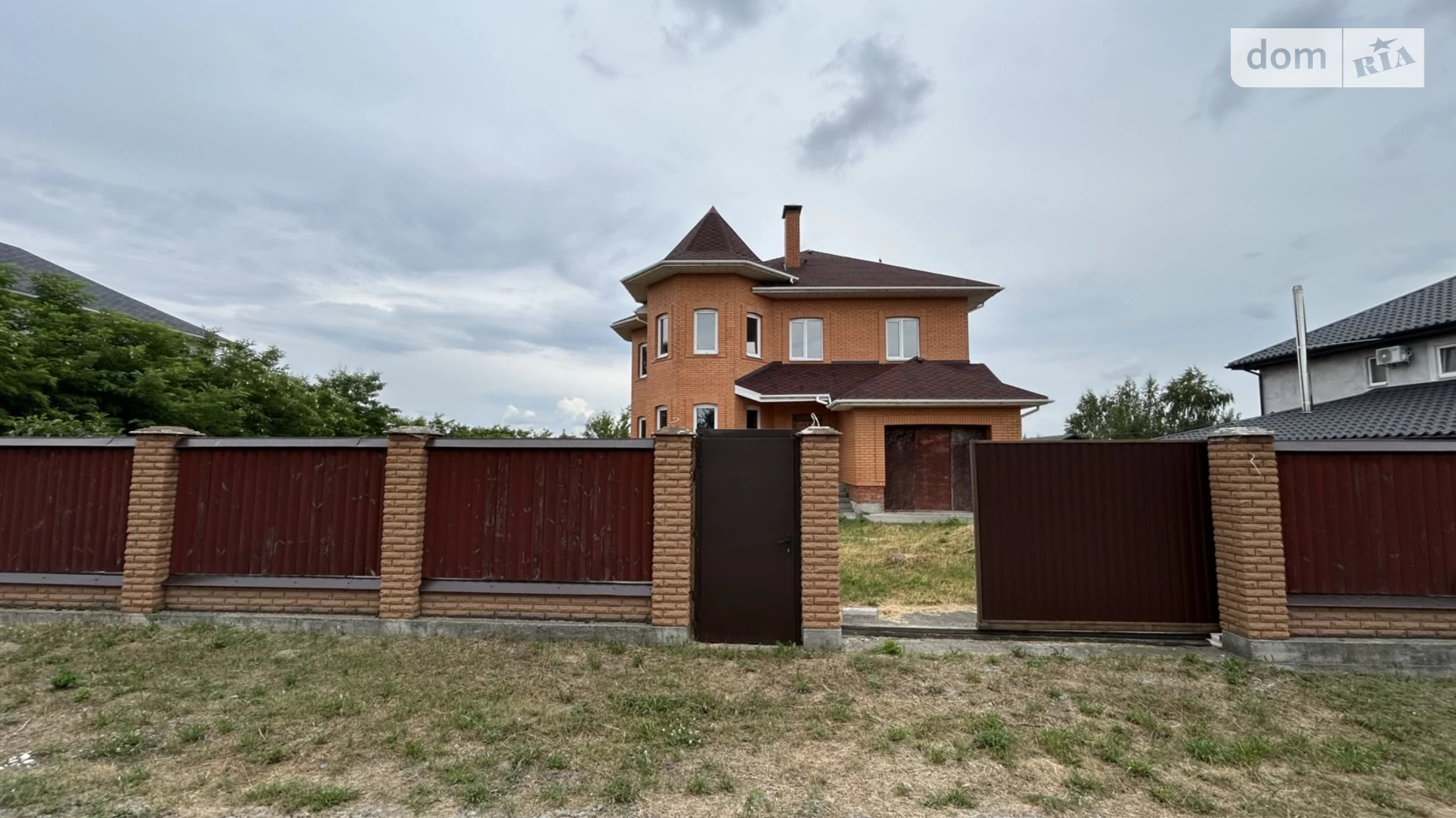 Продается дом на 3 этажа 408.3 кв. м с беседкой, цена: 99000 $ - фото 4