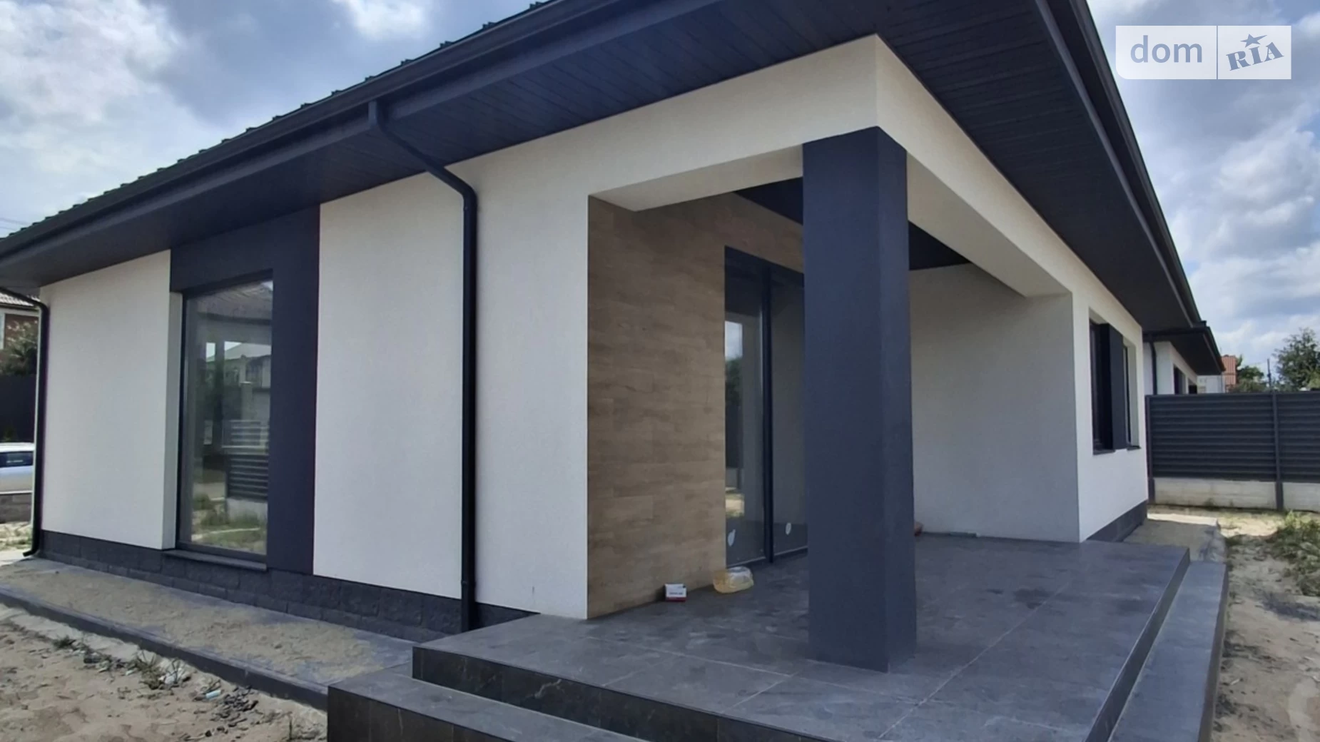 Продается одноэтажный дом 120 кв. м с бассейном, цена: 120000 $ - фото 2