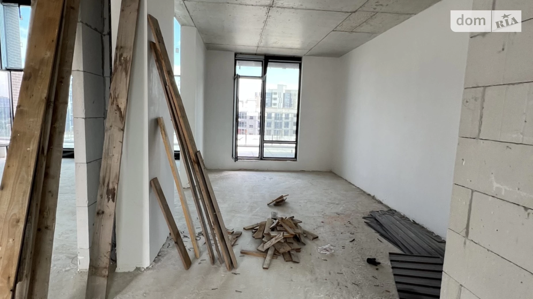 Продається 4-кімнатна квартира 148.2 кв. м у Івано-Франківську, вул. Левицького Романа, 10 - фото 5